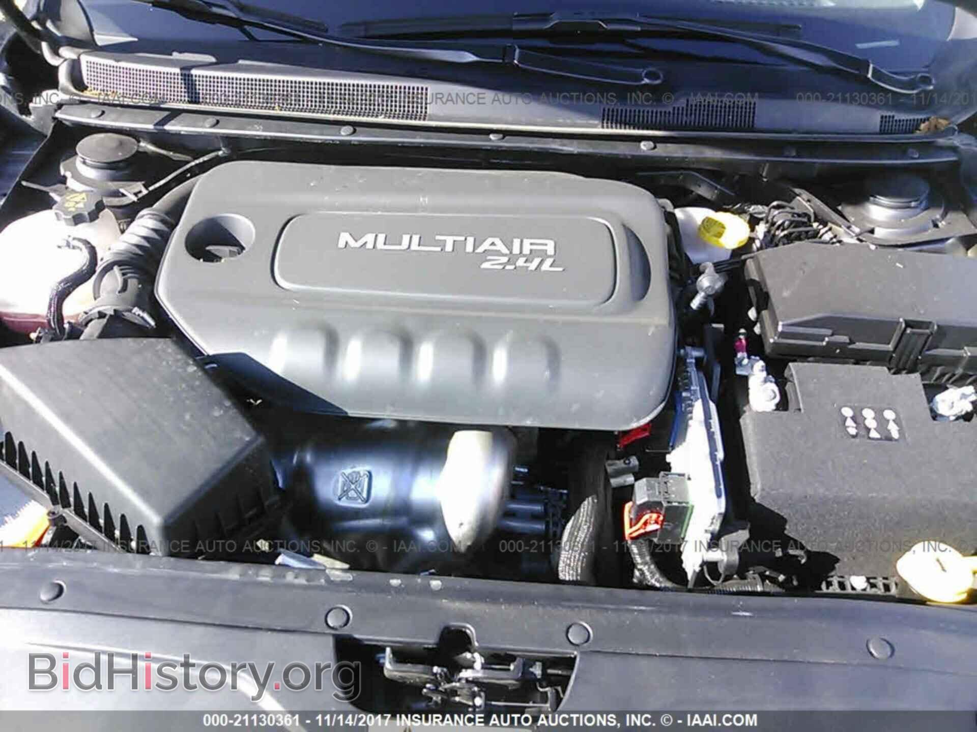 2017 Chrysler 200 - VIN: 1C3CCCAB6HN506327 - Фото 10