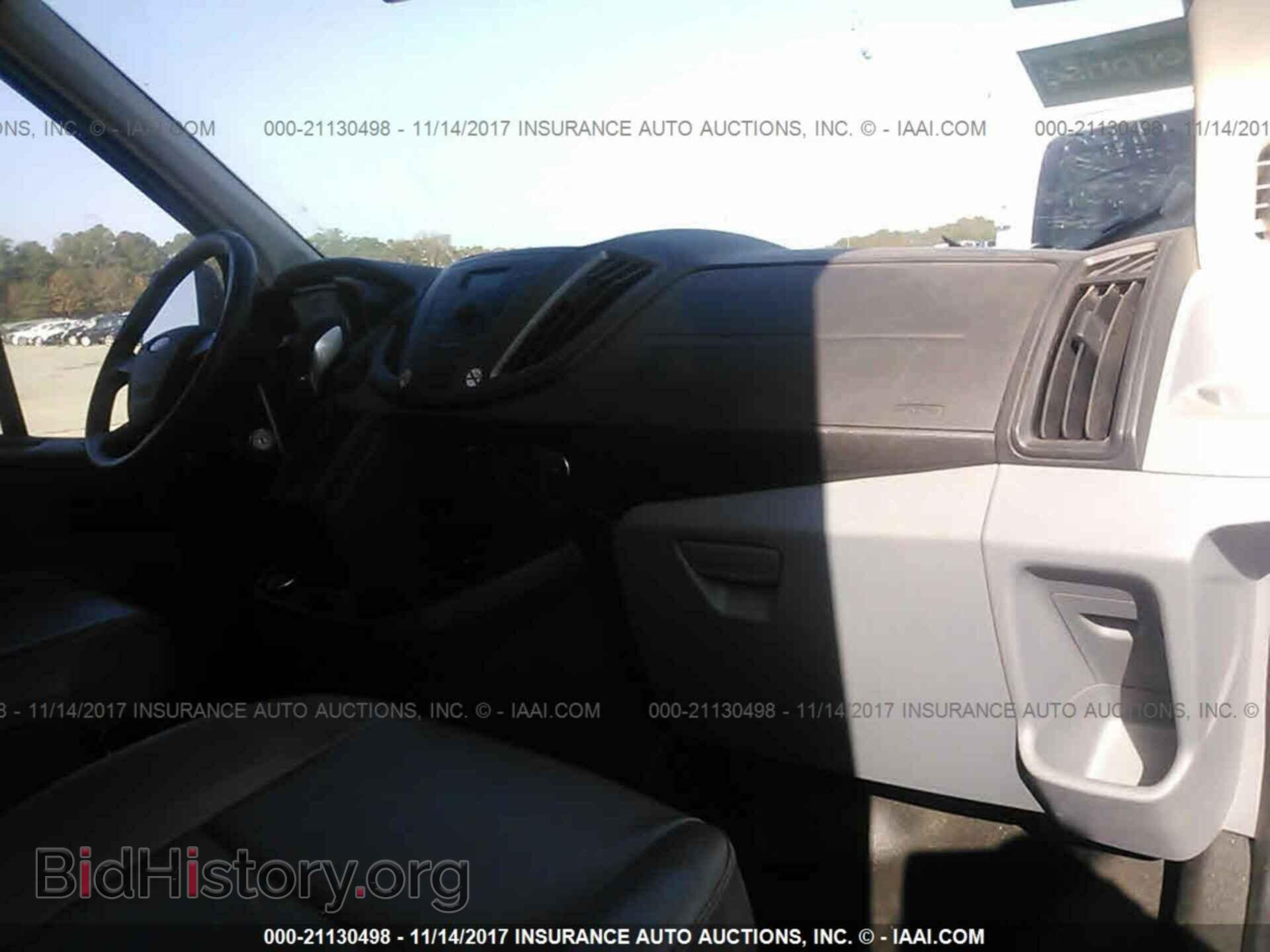 2017 Ford Transit - VIN: 1FTYR2CM4HKA89848 - Фото 5