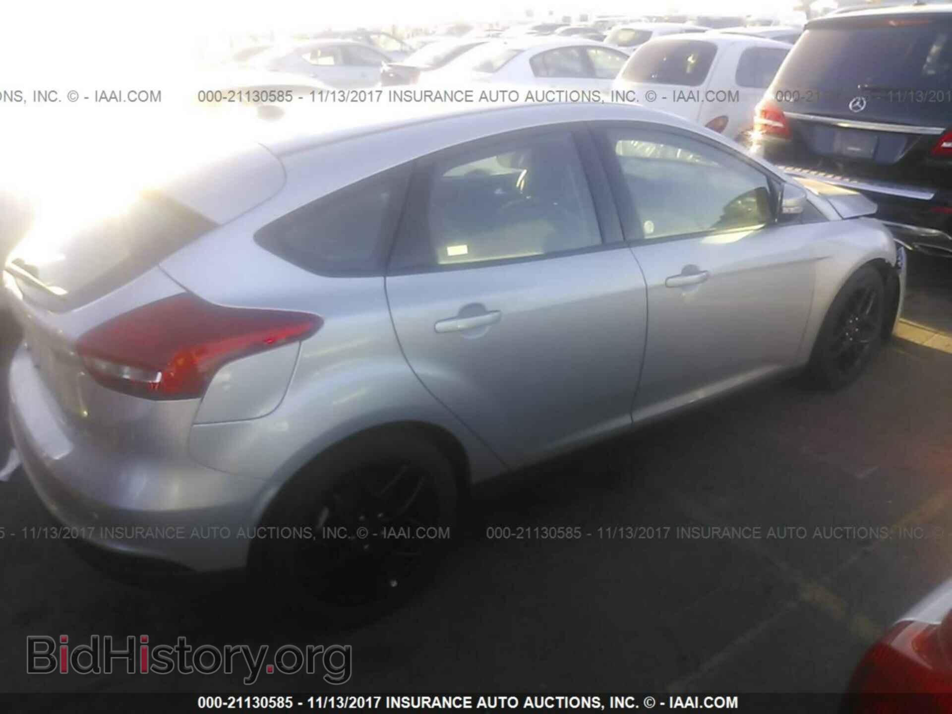 2016 Ford Focus - VIN: 1FADP3K21GL312128 - Фото 4