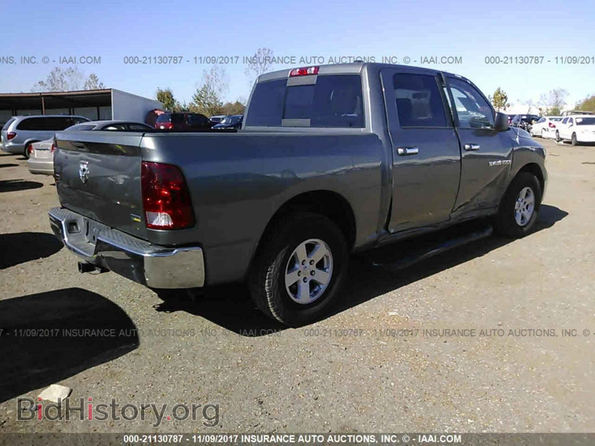 2011 Dodge Ram 1500 - VIN: 1D7RB1CP3BS692073 - Фото 4