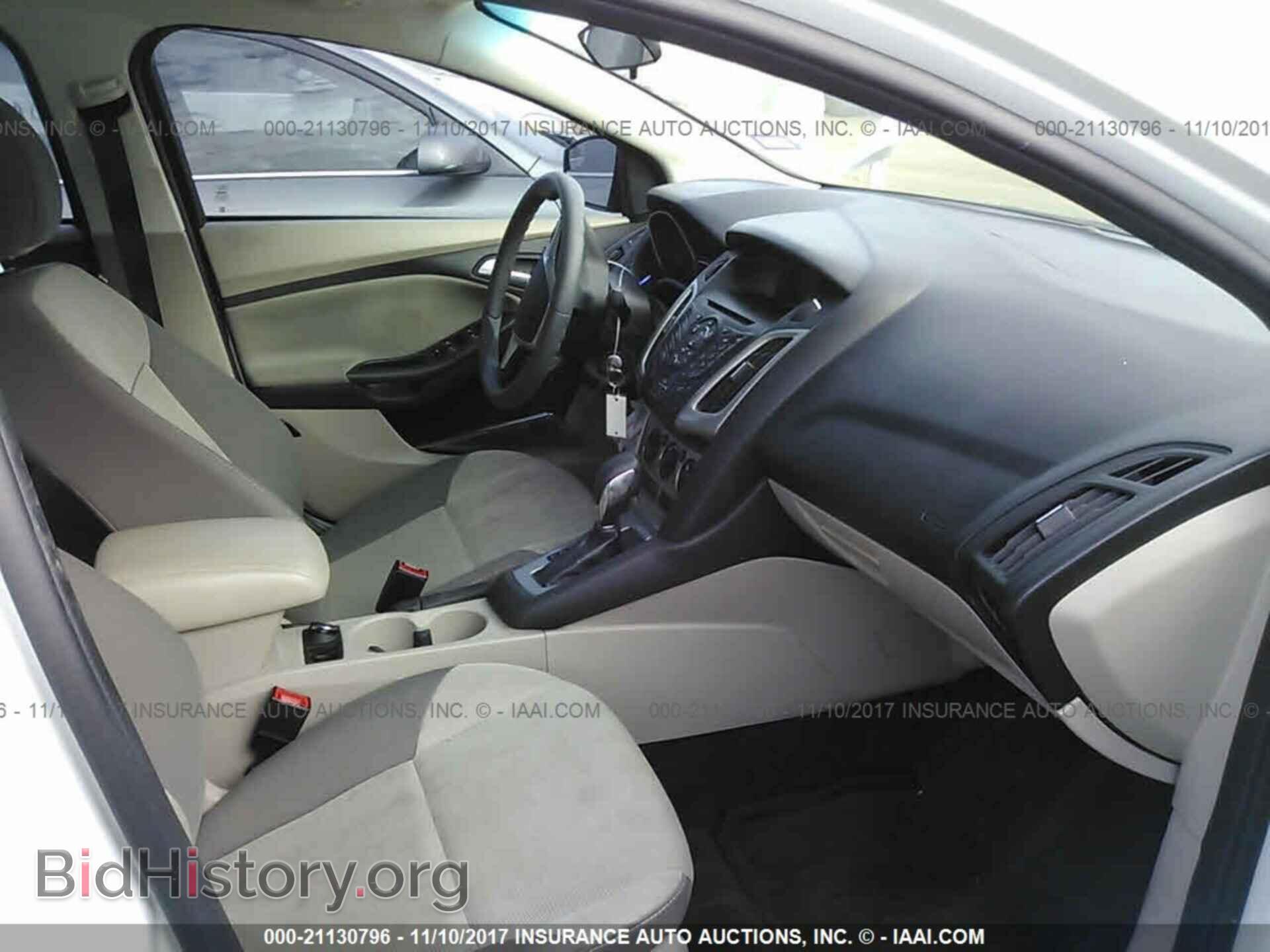 2014 Ford Focus - VIN: 1FADP3F24EL236766 - Photo 5