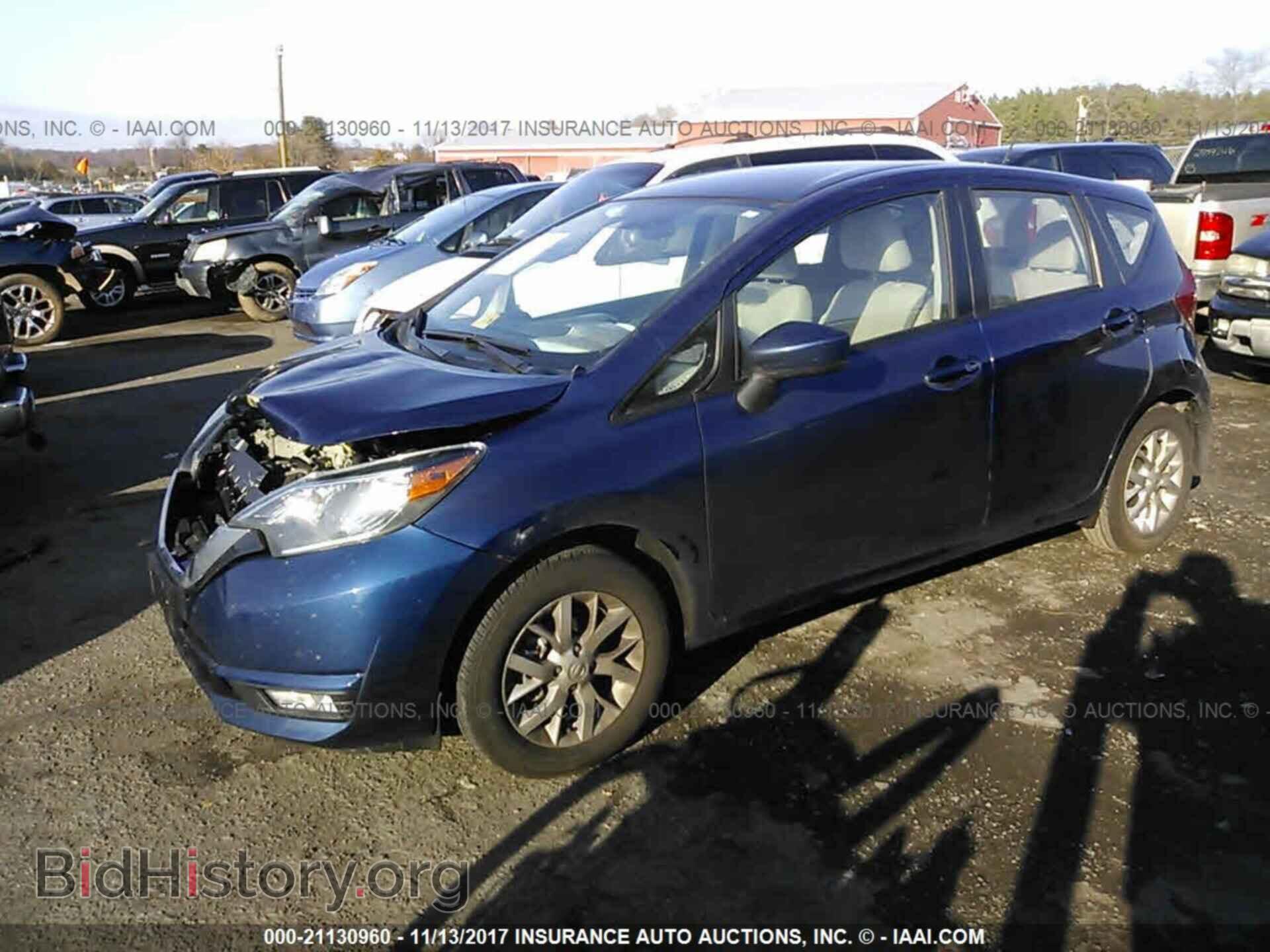2017 Nissan Versa note - VIN: 3N1CE2CP9HL377138 - Фото 2