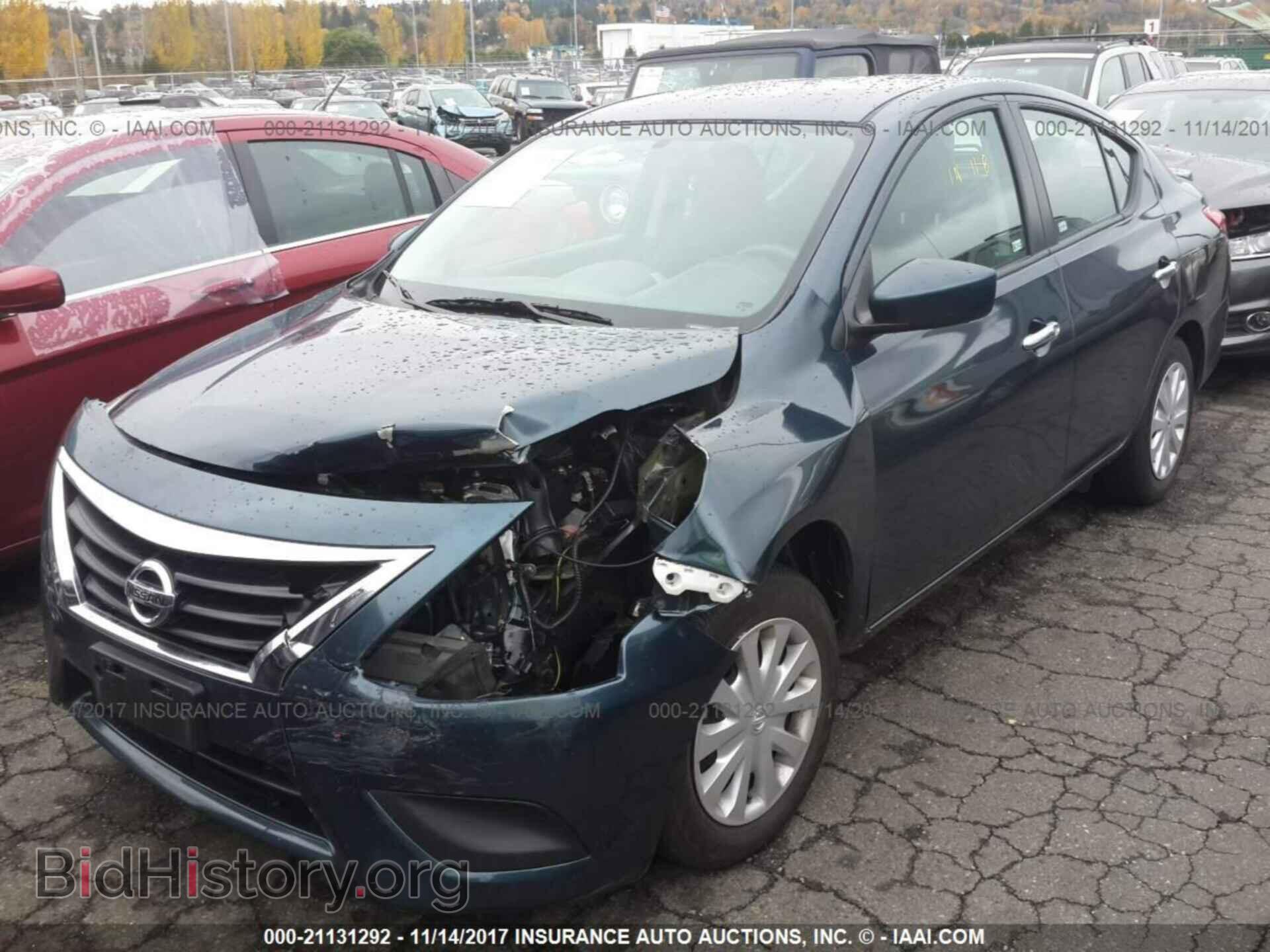 2017 Nissan Versa - VIN: 3N1CN7AP1HL879111 - Photo 2