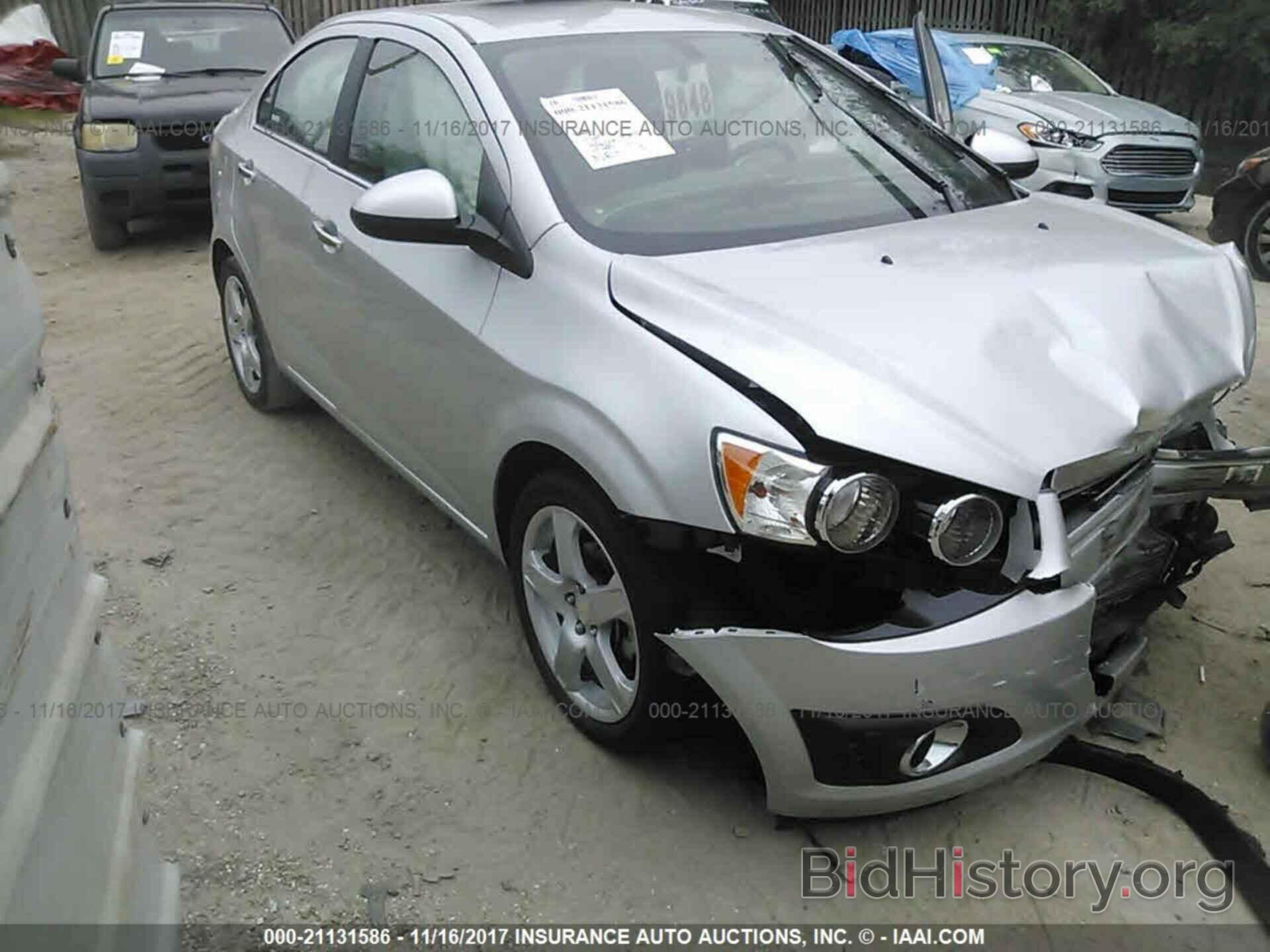 Photo 1G1JE5SB6F4132742 - Chevrolet Sonic 2015