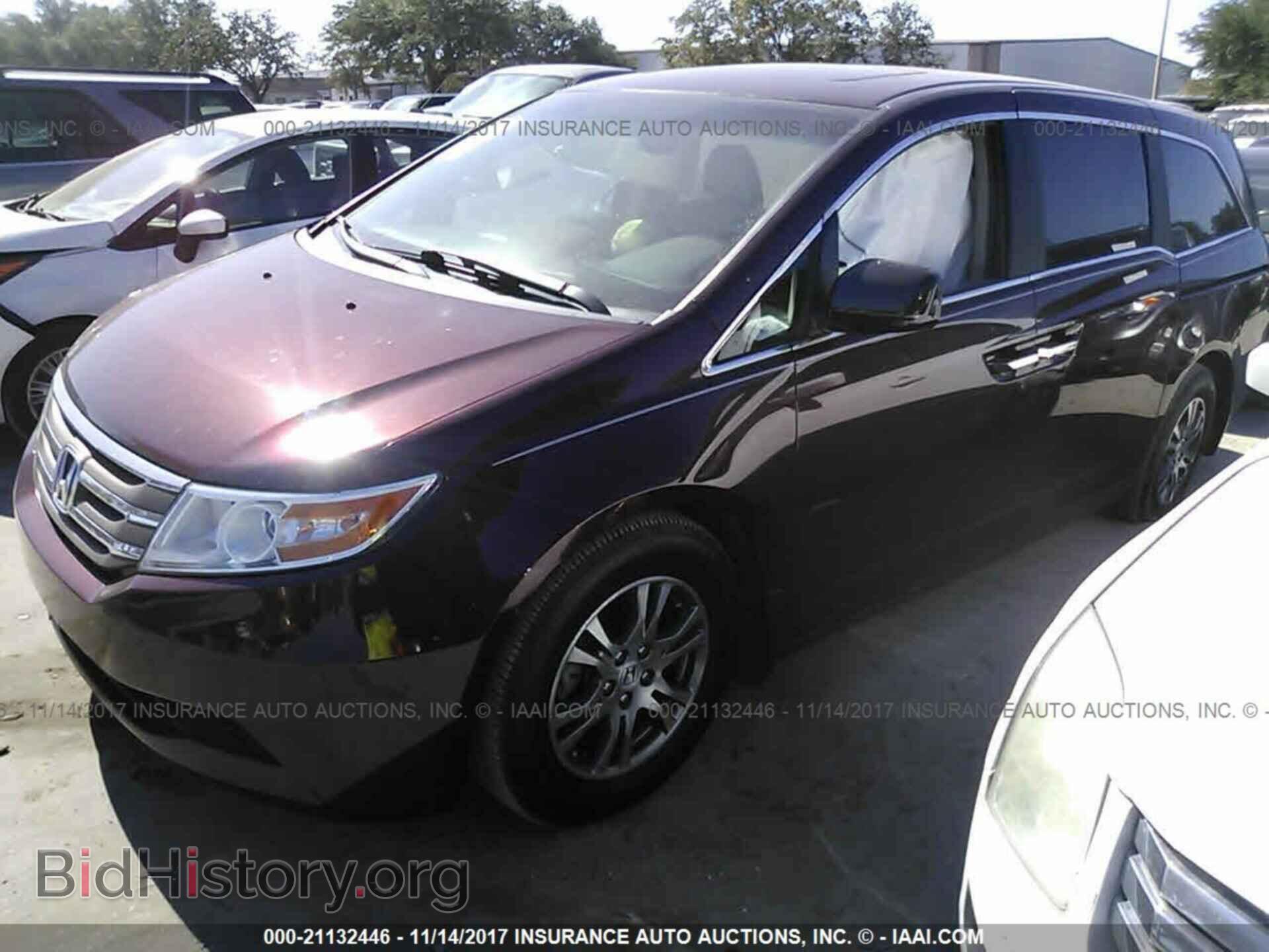 2012 Honda Odyssey - VIN: 5FNRL5H60CB064341 - Photo 2