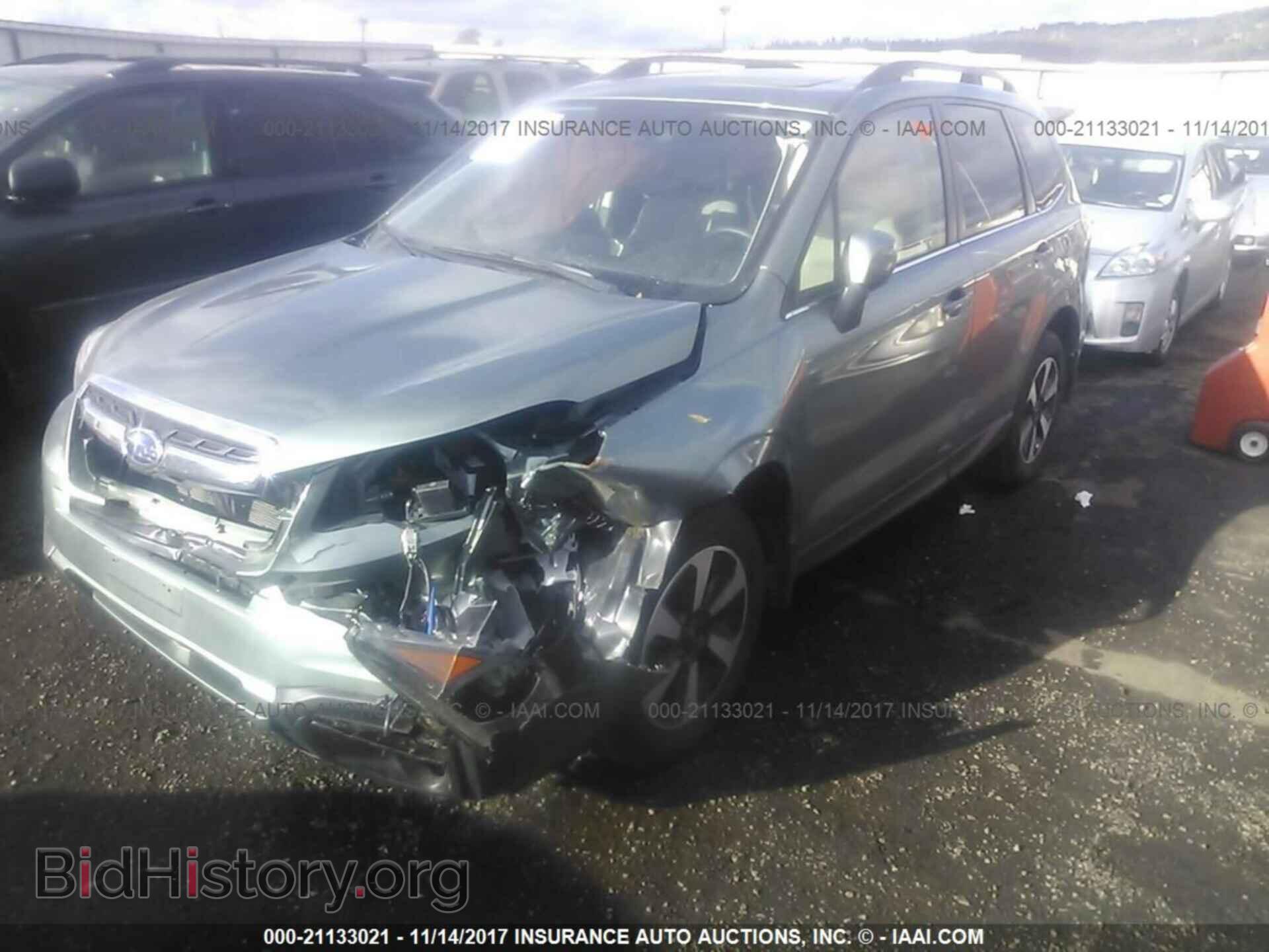 2017 Subaru Forester - VIN: JF2SJAJC7HH511174 - Photo 2