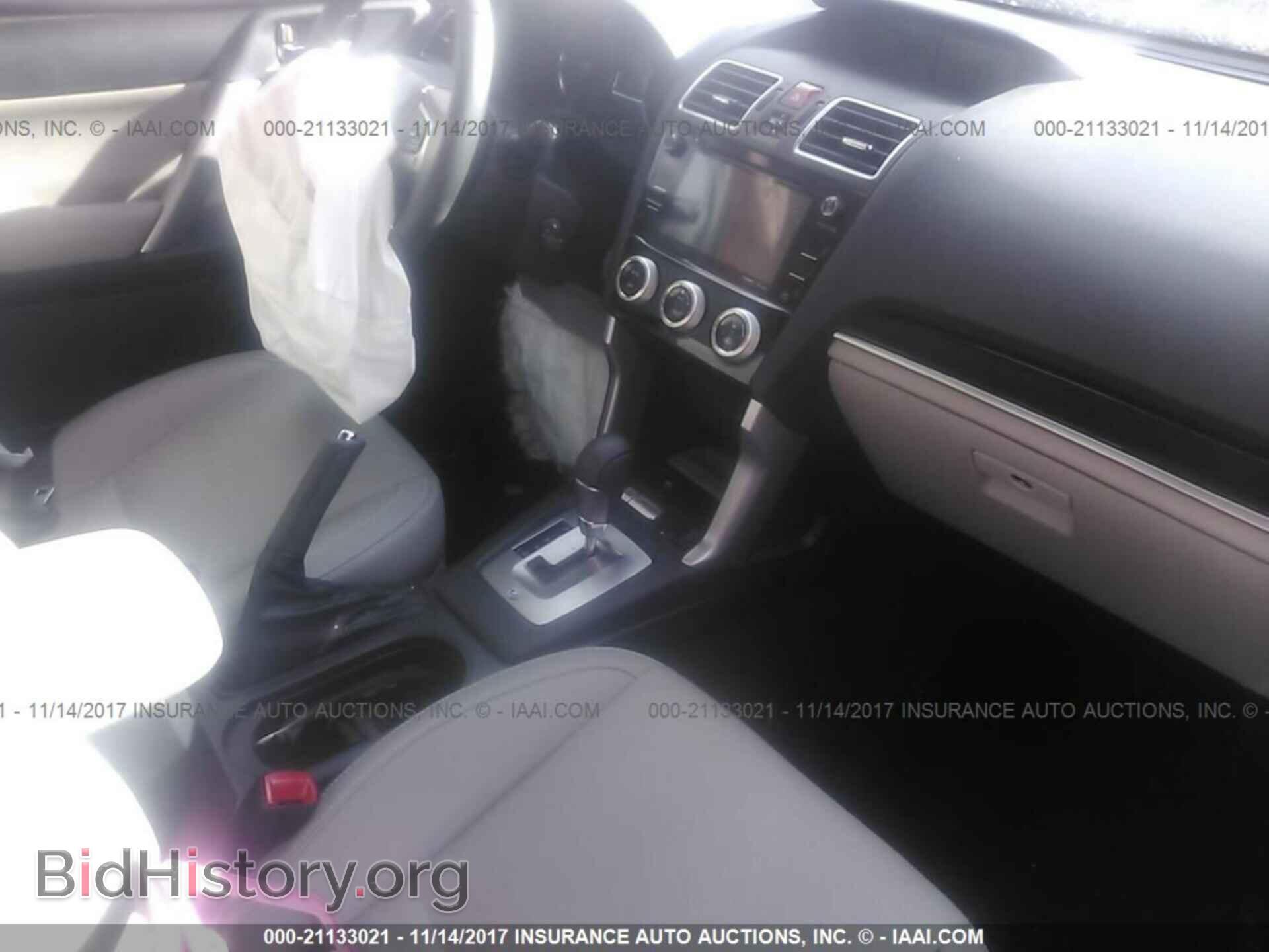2017 Subaru Forester - VIN: JF2SJAJC7HH511174 - Photo 5