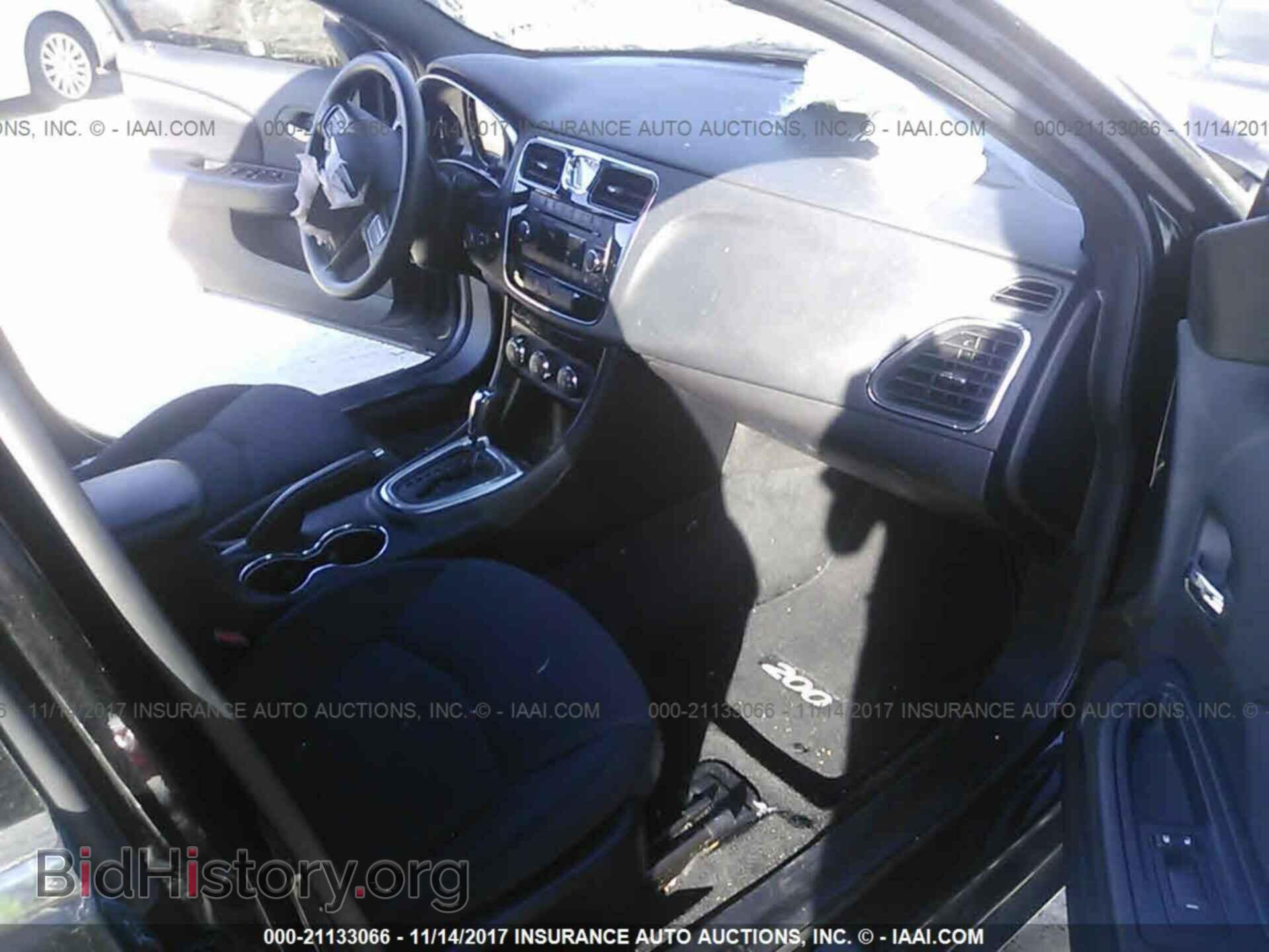 2012 Chrysler 200 - VIN: 1C3CCBAB9CN320283 - Фото 5