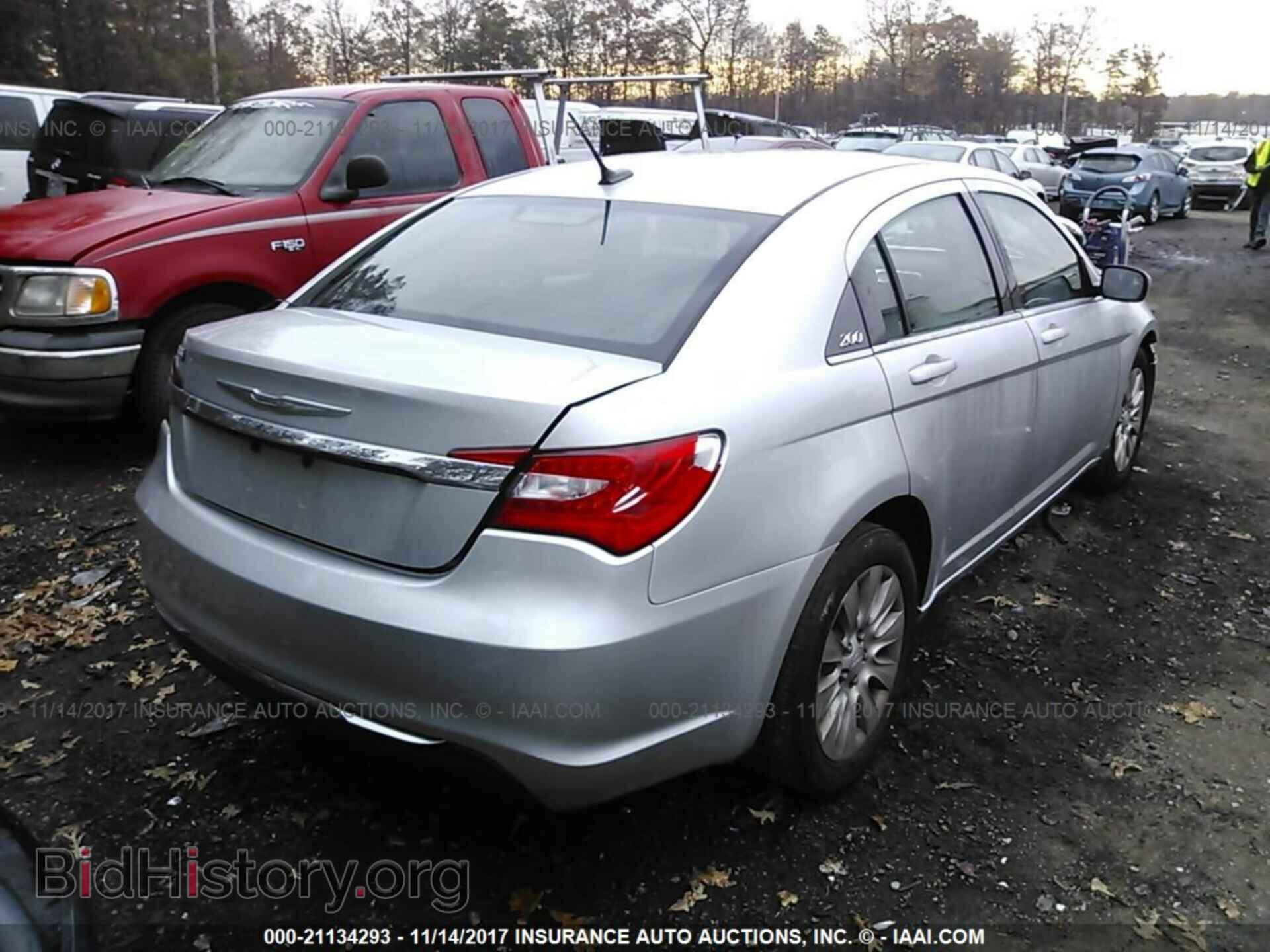 2011 Chrysler 200 - VIN: 1C3BC4FB8BN563436 - Фото 4