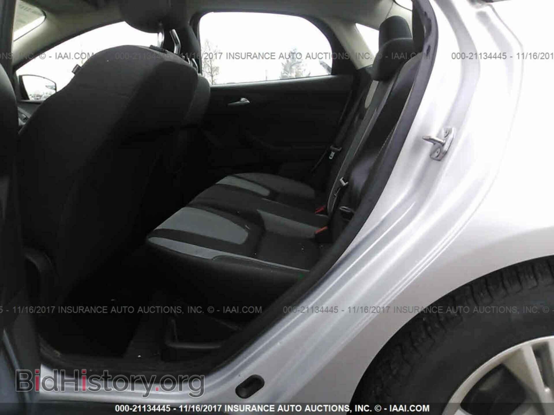 2012 Ford Focus - VIN: 1FAHP3F29CL248443 - Photo 8