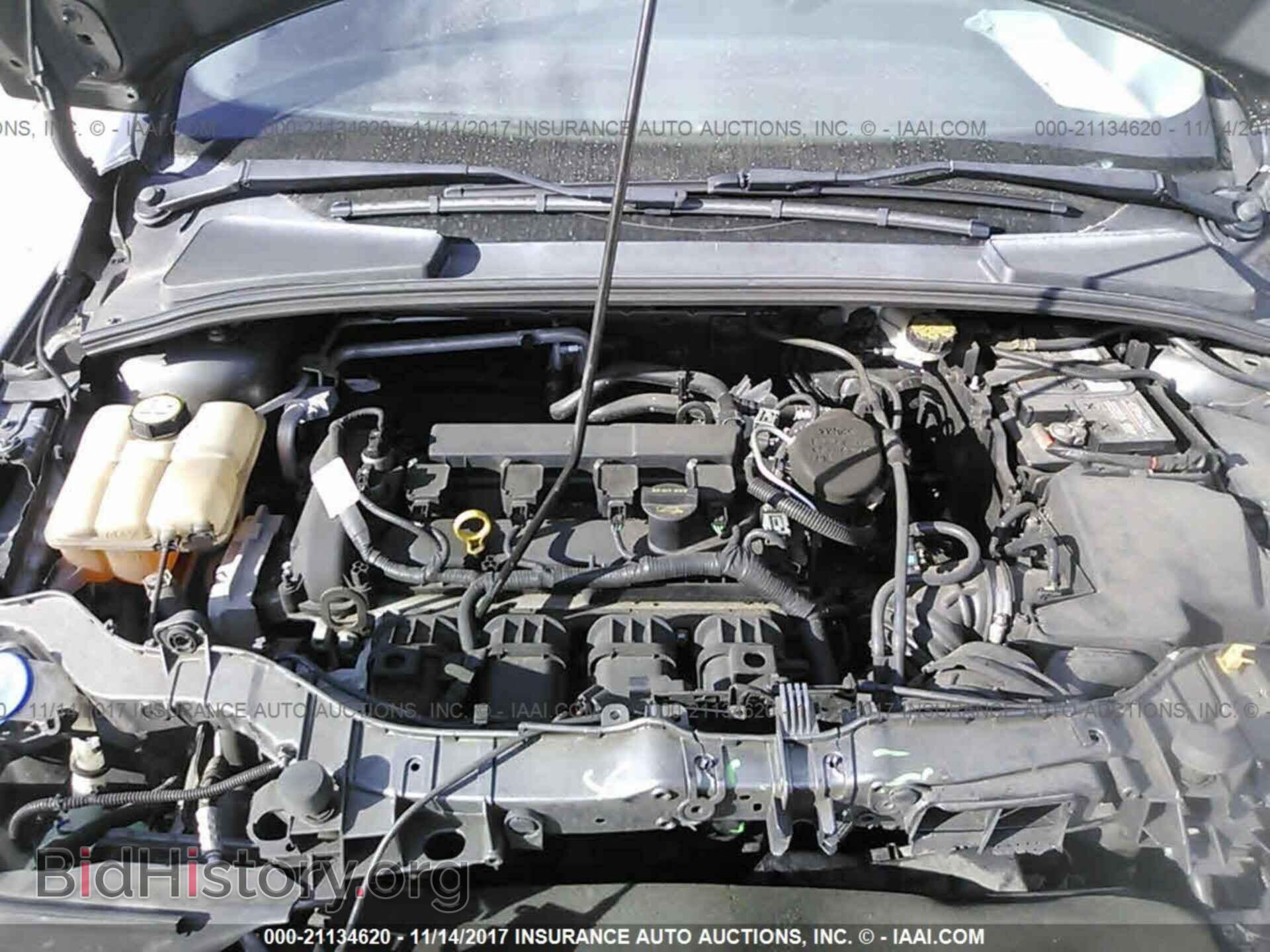 2012 Ford Focus - VIN: 1FAHP3F21CL433585 - Photo 10