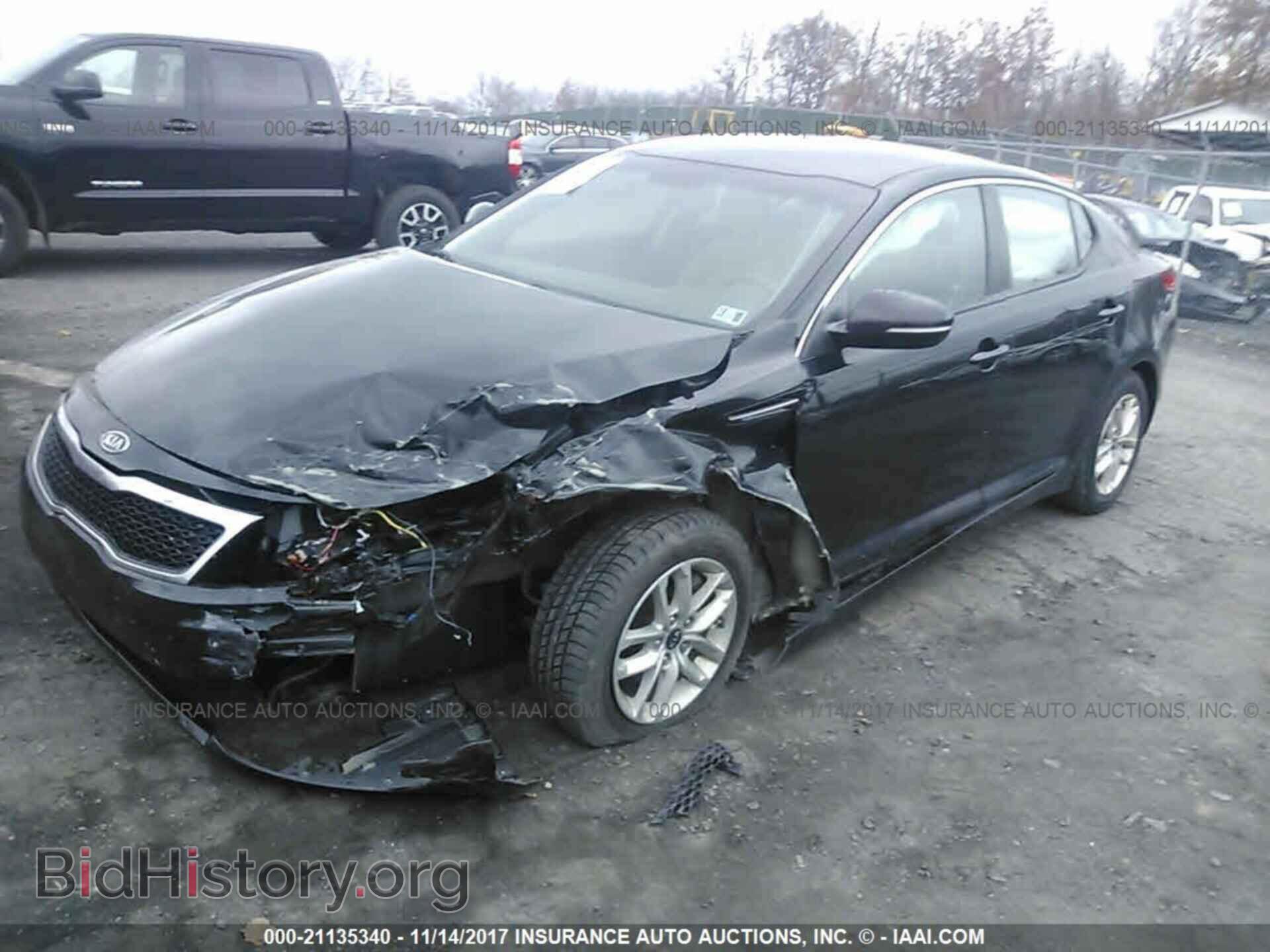 2011 Kia Optima - VIN: KNAGM4A73B5156025 - Фото 2