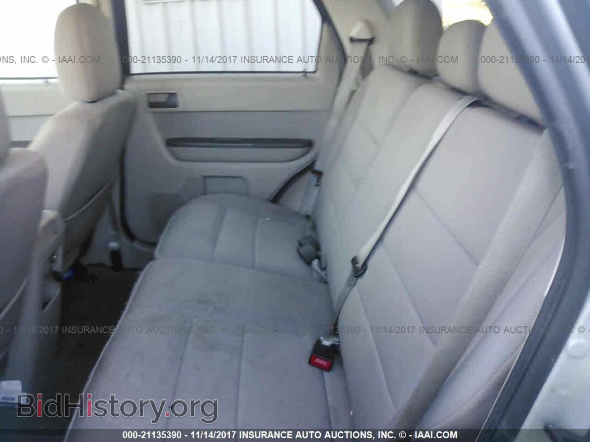 2011 Ford Escape - VIN: 1FMCU9D70BKB37164 - Фото 8