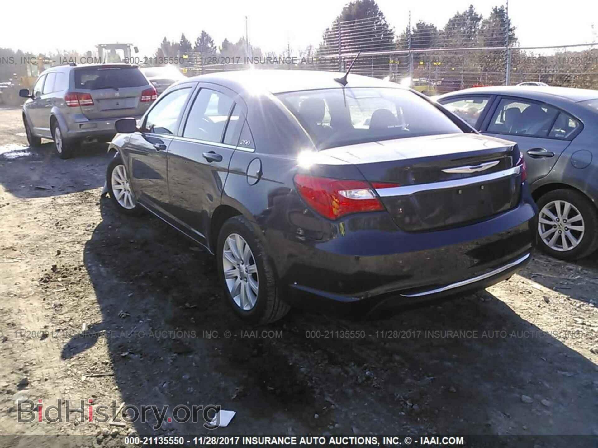 2012 Chrysler 200 - VIN: 1C3CCBBB5CN152186 - Фото 3
