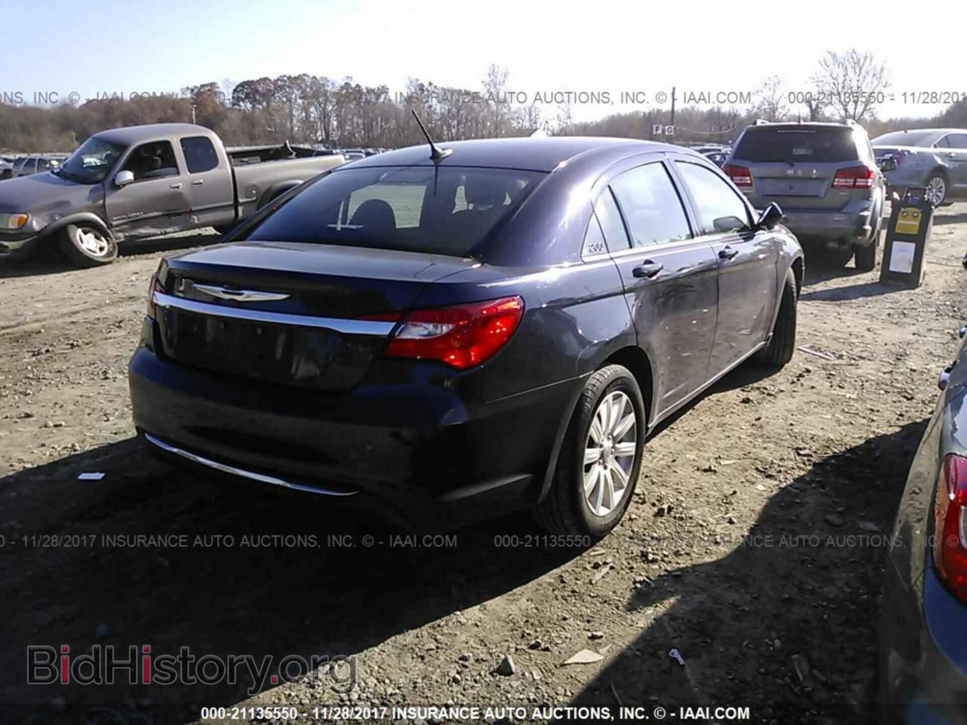 2012 Chrysler 200 - VIN: 1C3CCBBB5CN152186 - Фото 4