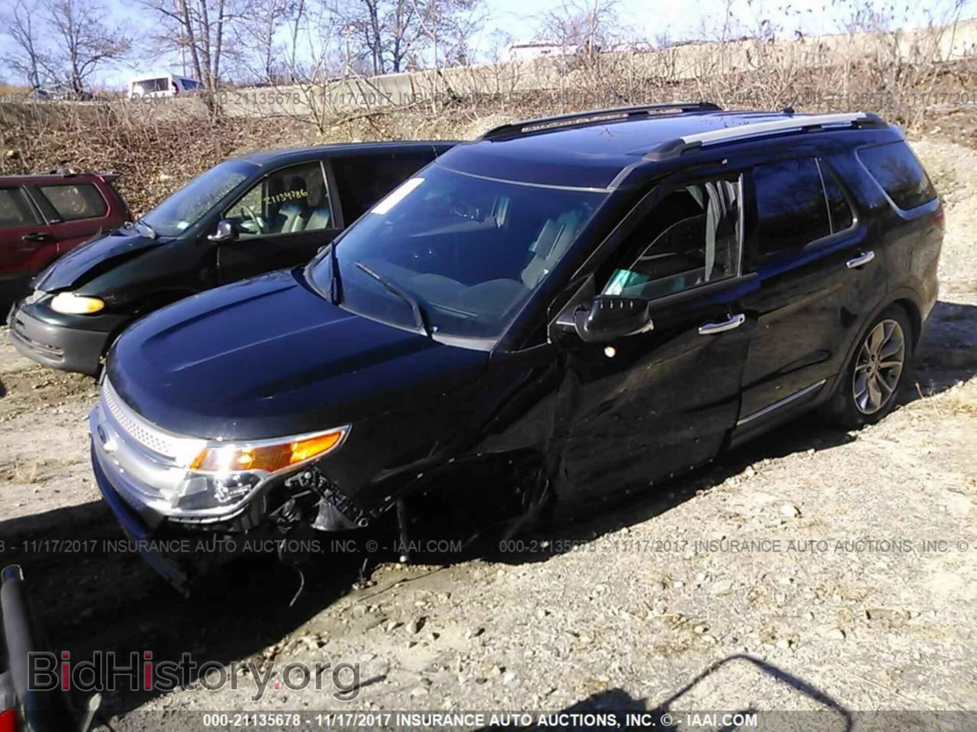 2013 Ford Explorer - VIN: 1FM5K8D85DGB05236 - Фото 2