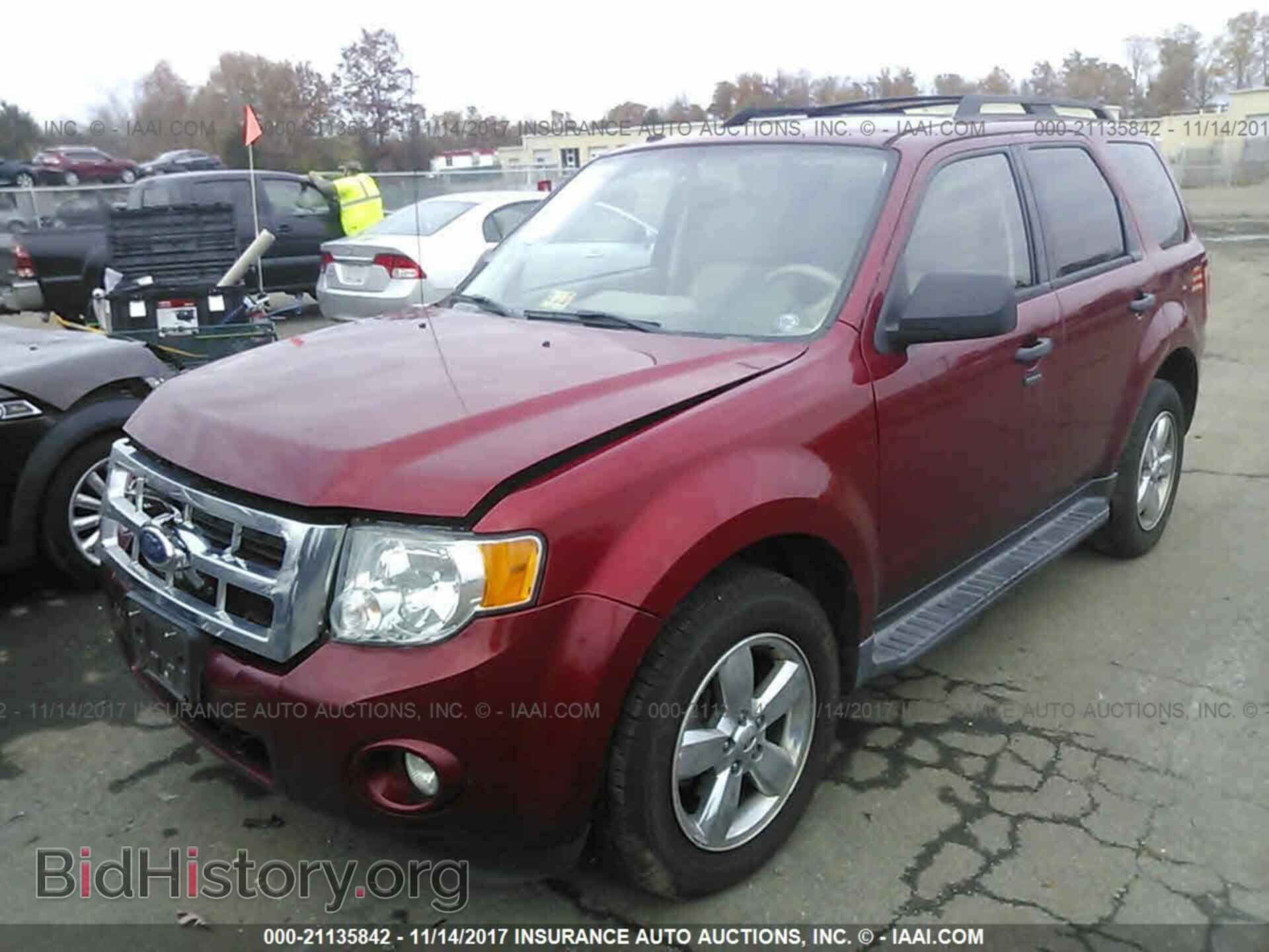 2012 Ford Escape - VIN: 1FMCU9D72CKA27251 - Фото 2