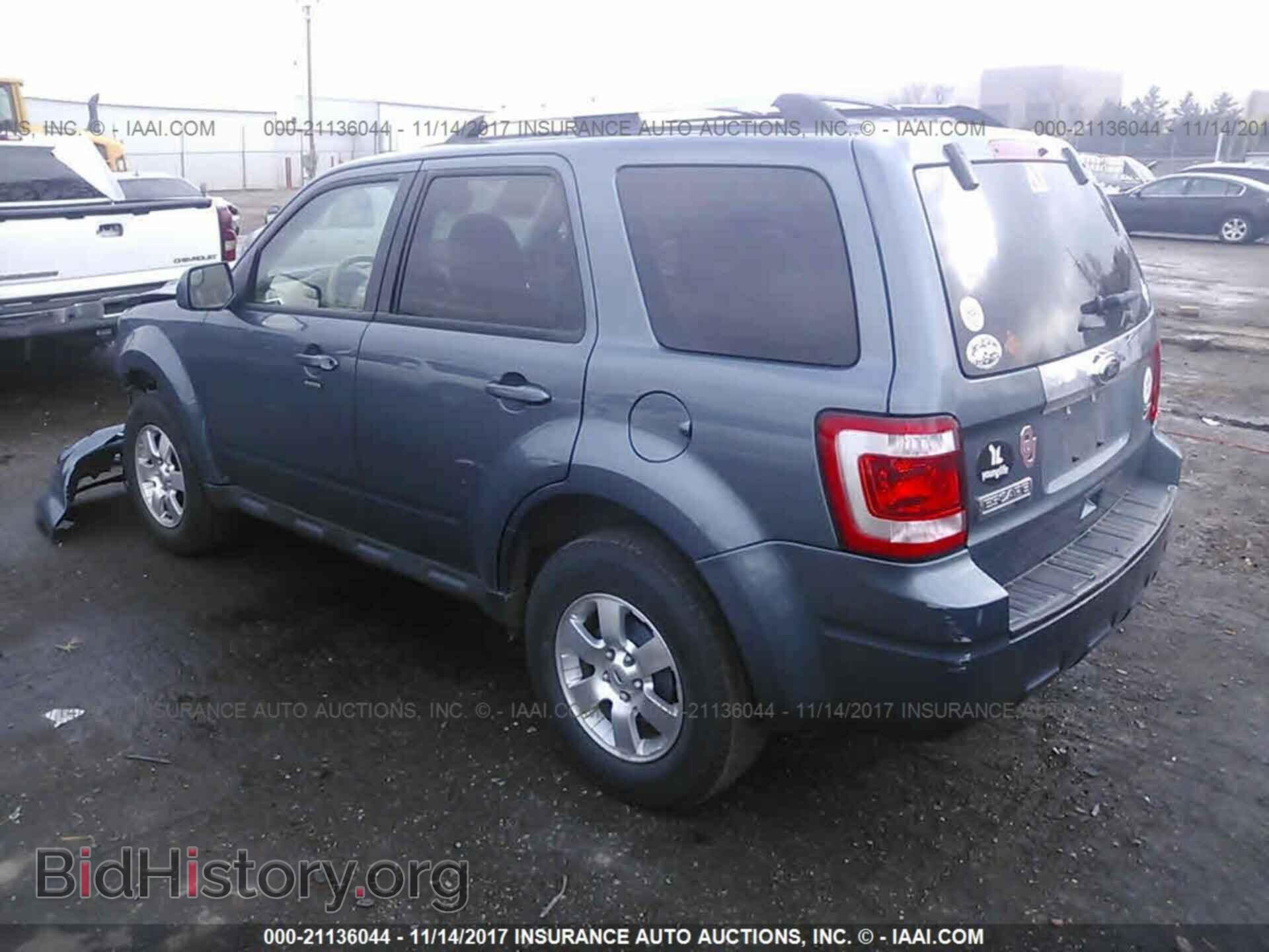 2011 Ford Escape - VIN: 1FMCU0EG2BKC62905 - Фото 3