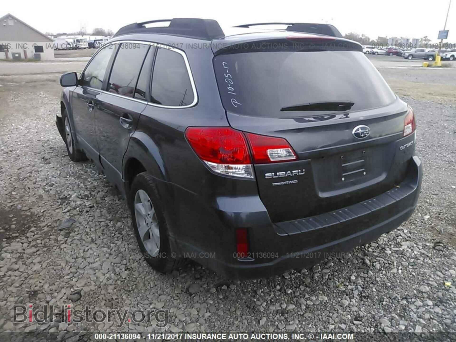 2013 Subaru Outback - VIN: 4S4BRCGC4D3267223 - Фото 3