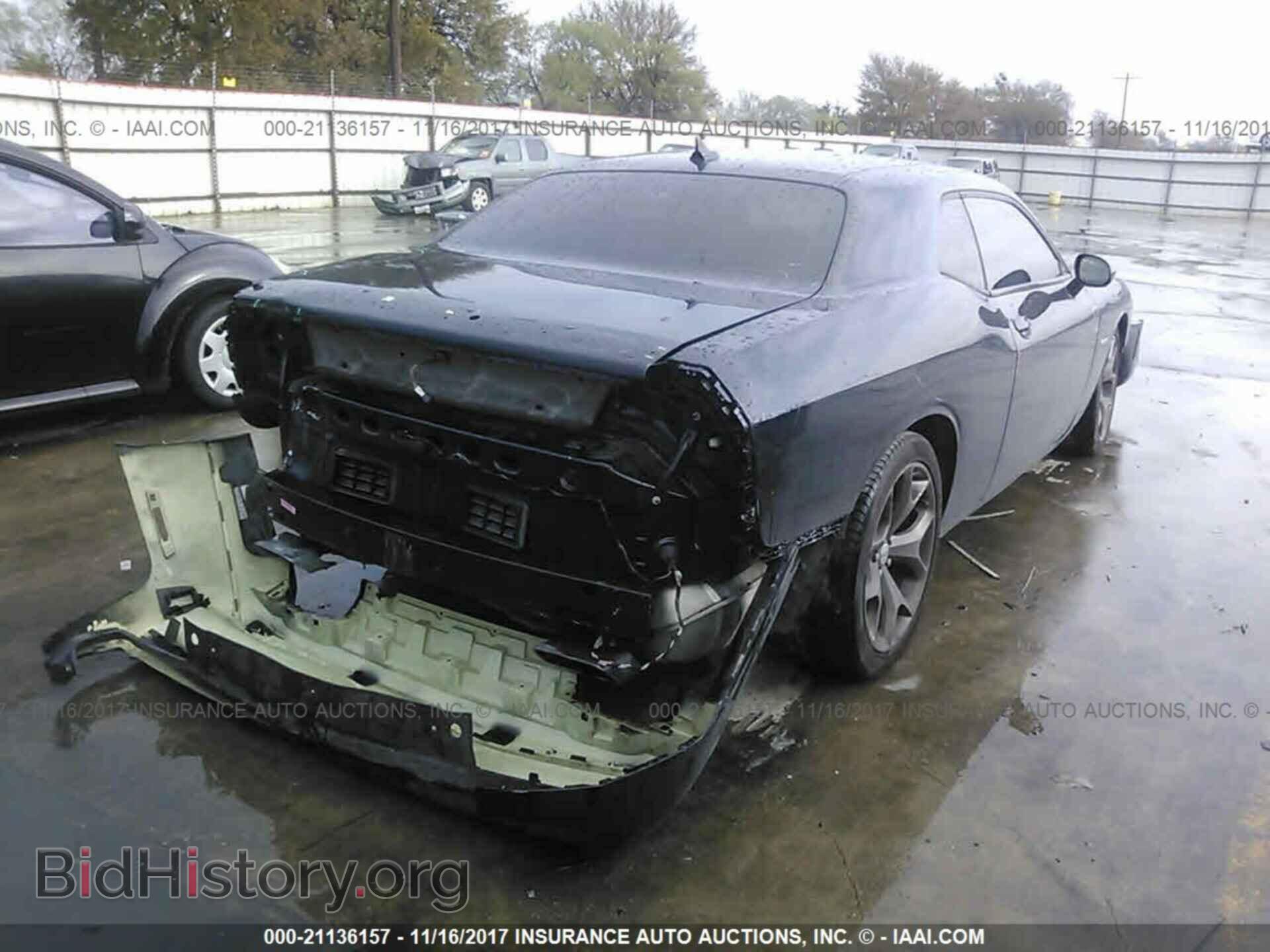 2015 Dodge Challenger - VIN: 2C3CDZAT4FH731036 - Photo 4