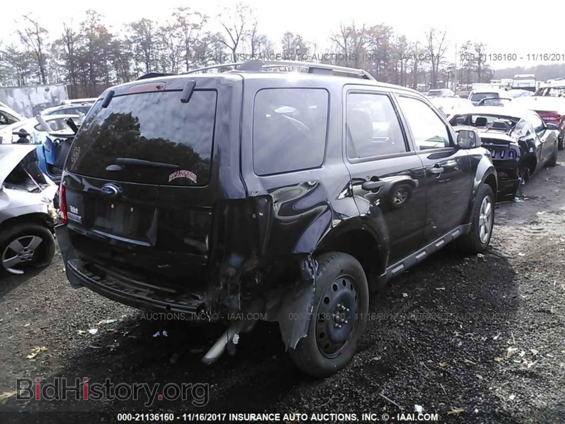 2011 Ford Escape - VIN: 1FMCU9D71BKC22031 - Photo 4
