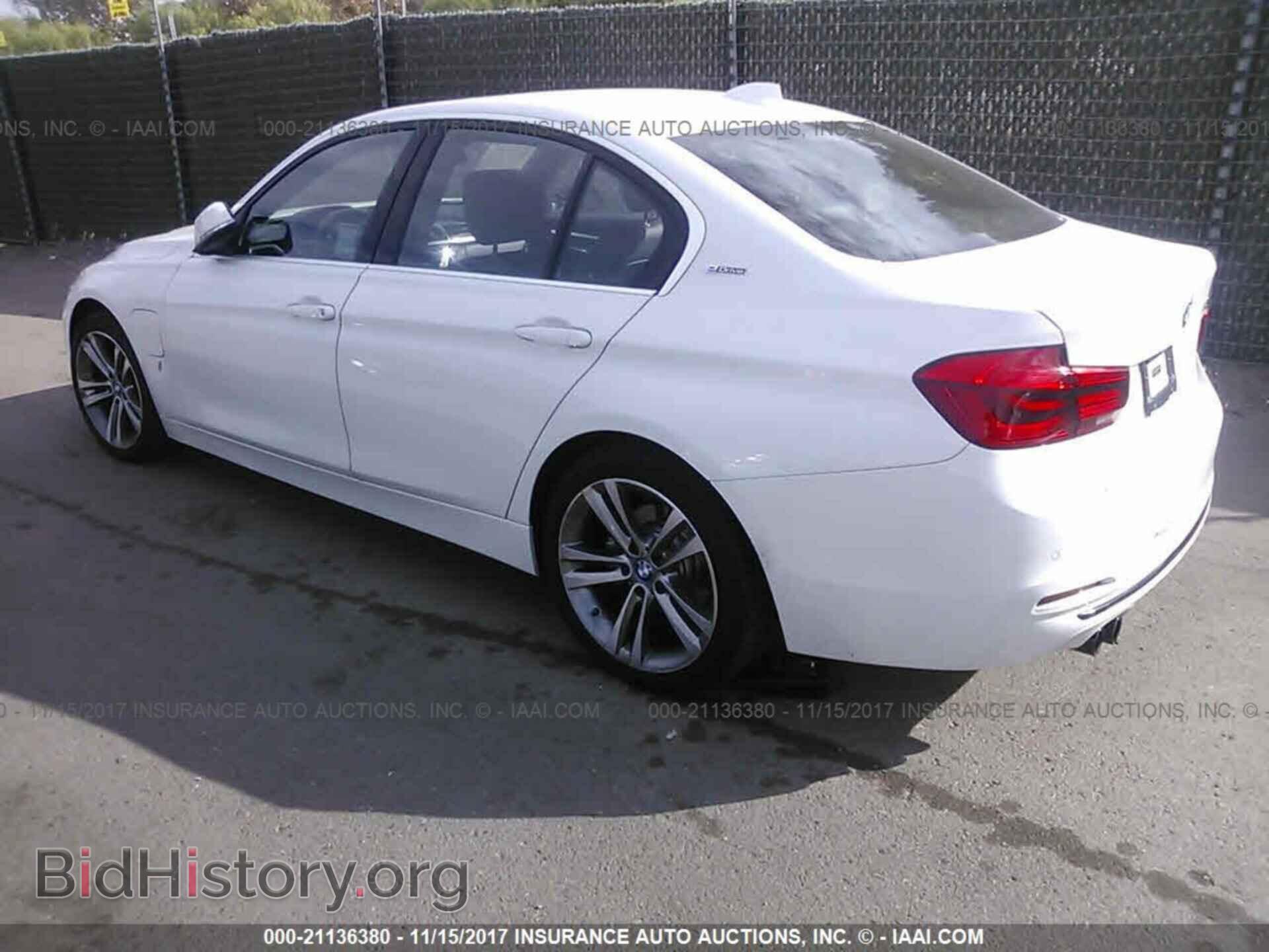2017 Bmw 330e - VIN: WBA8E1C33HA156410 - Фото 3