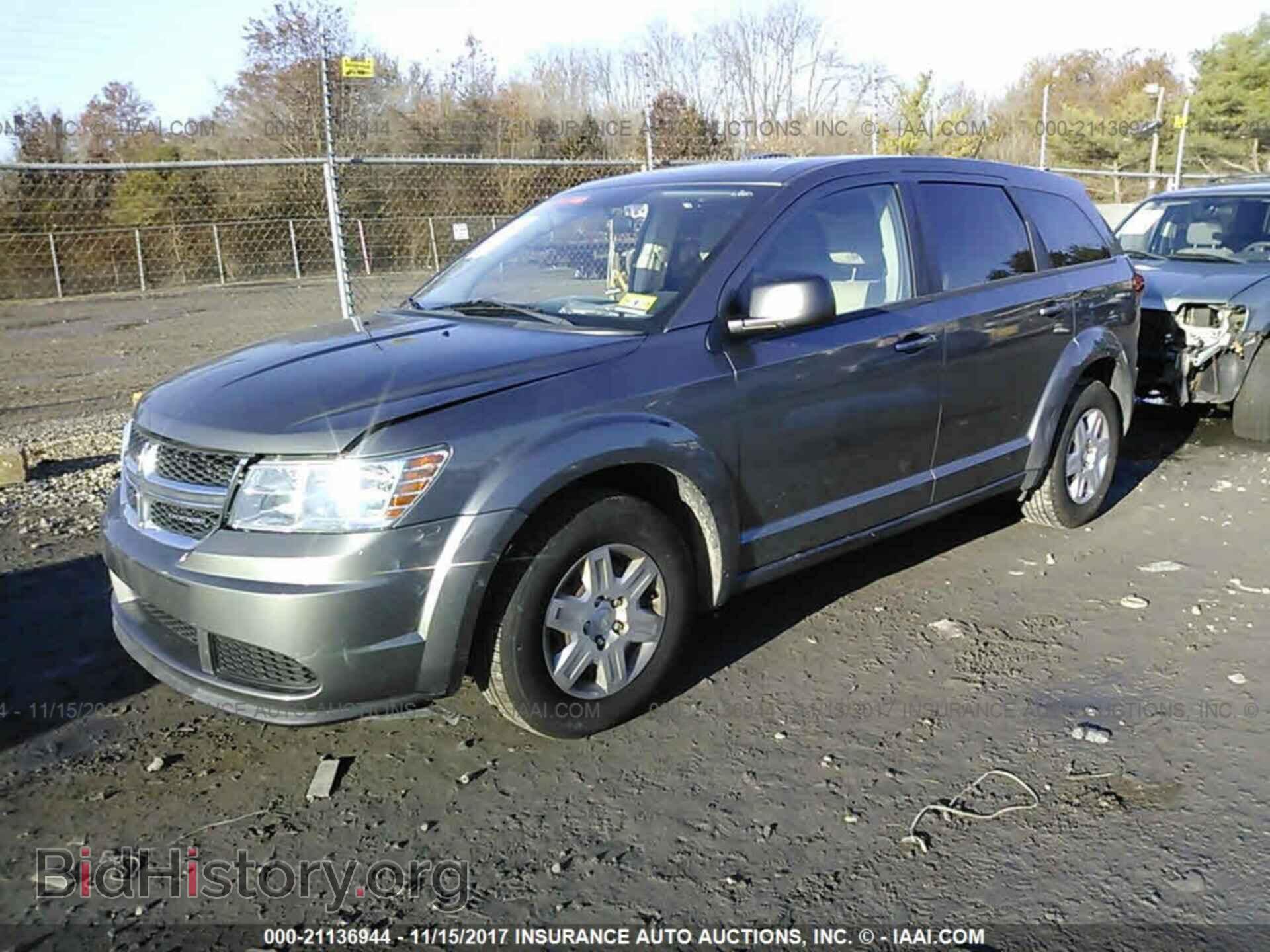 2012 Dodge Journey - VIN: 3C4PDCAB6CT145636 - Фото 2