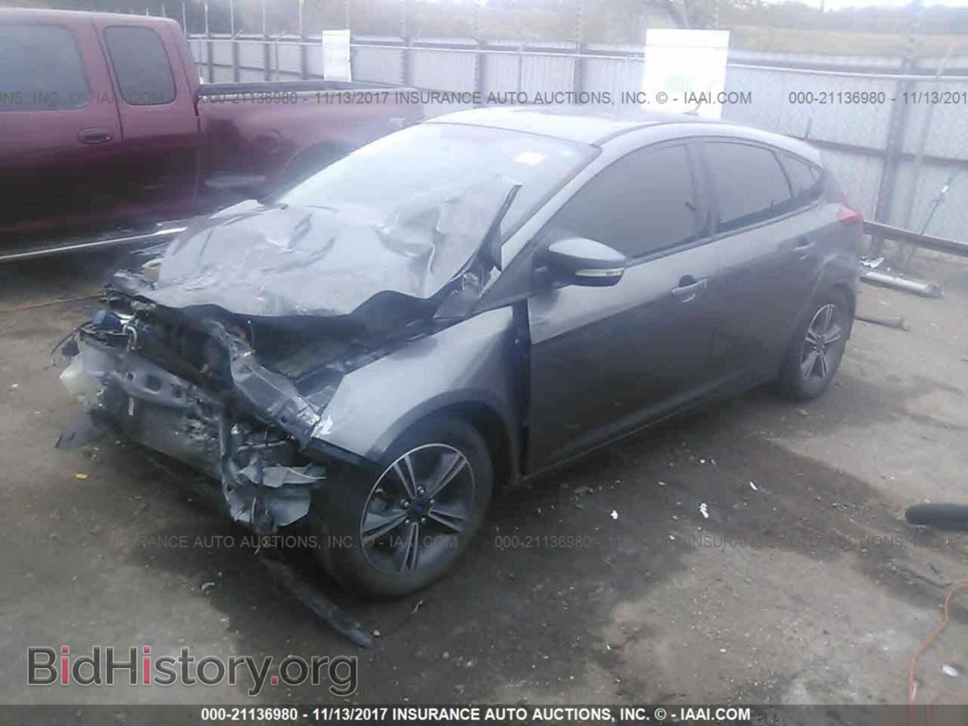 2014 Ford Focus - VIN: 1FADP3K29EL422244 - Фото 2
