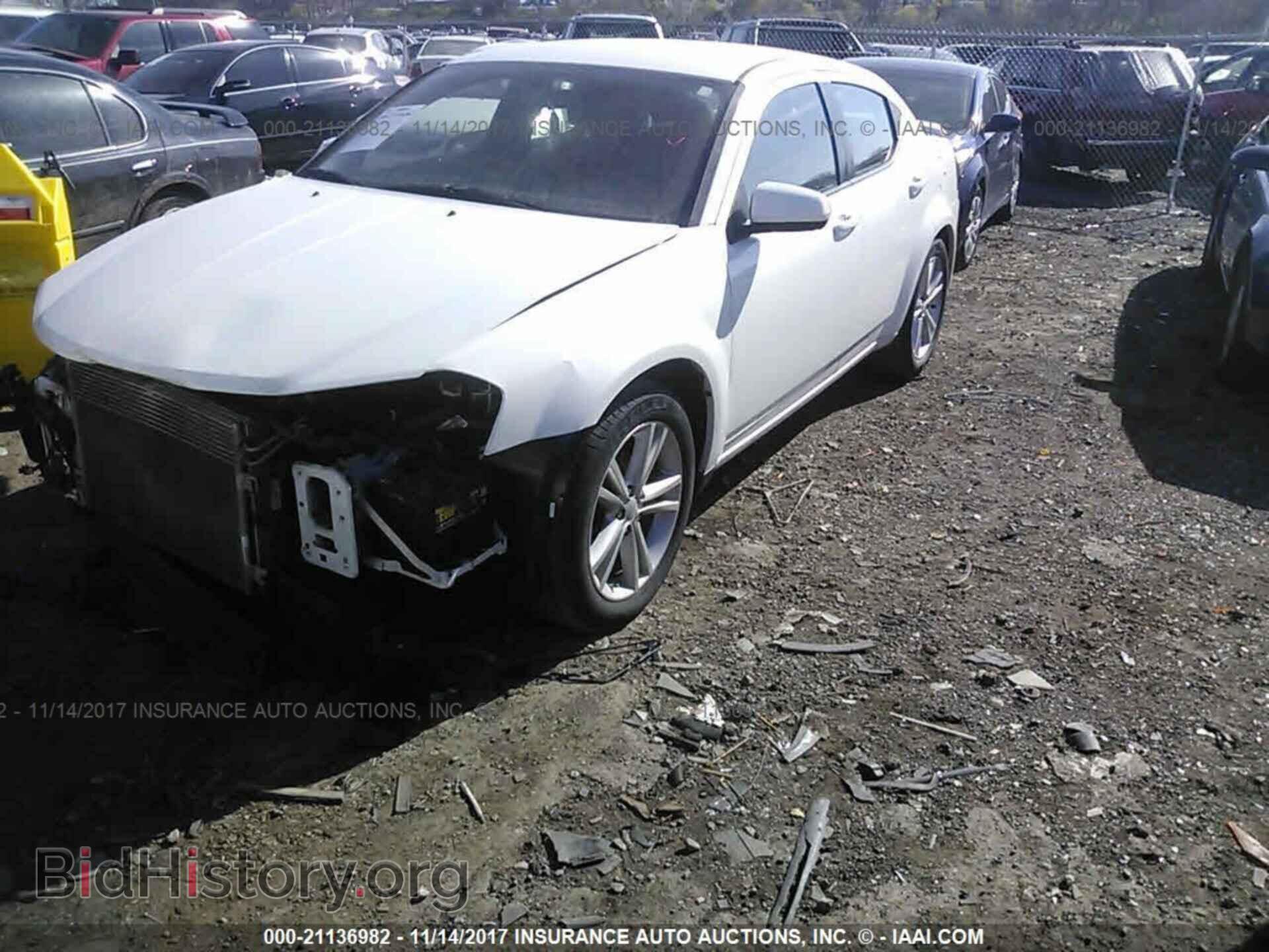 2011 Dodge Avenger - VIN: 1B3BD1FG5BN506373 - Photo 2
