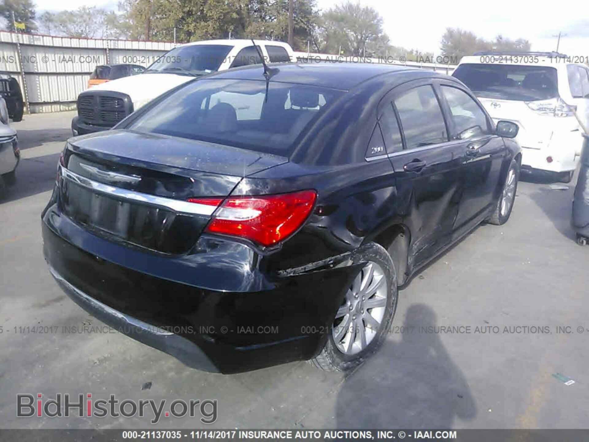 2013 Chrysler 200 - VIN: 1C3CCBBB6DN649488 - Photo 4
