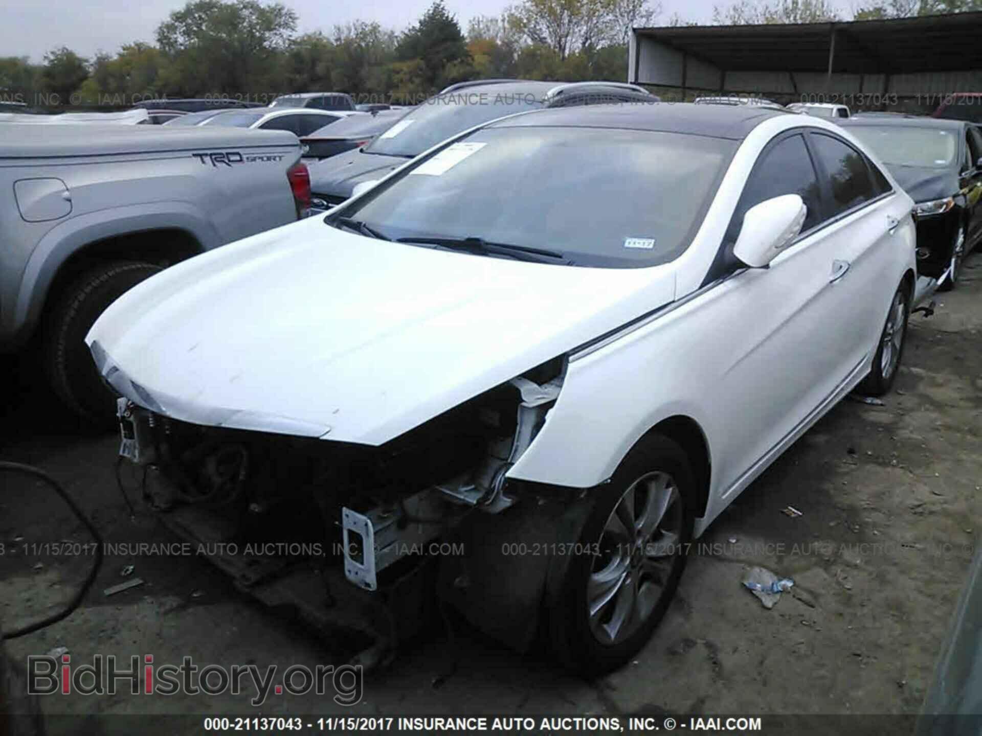 2012 Hyundai Sonata - VIN: 5NPEC4AC8CH433683 - Фото 2