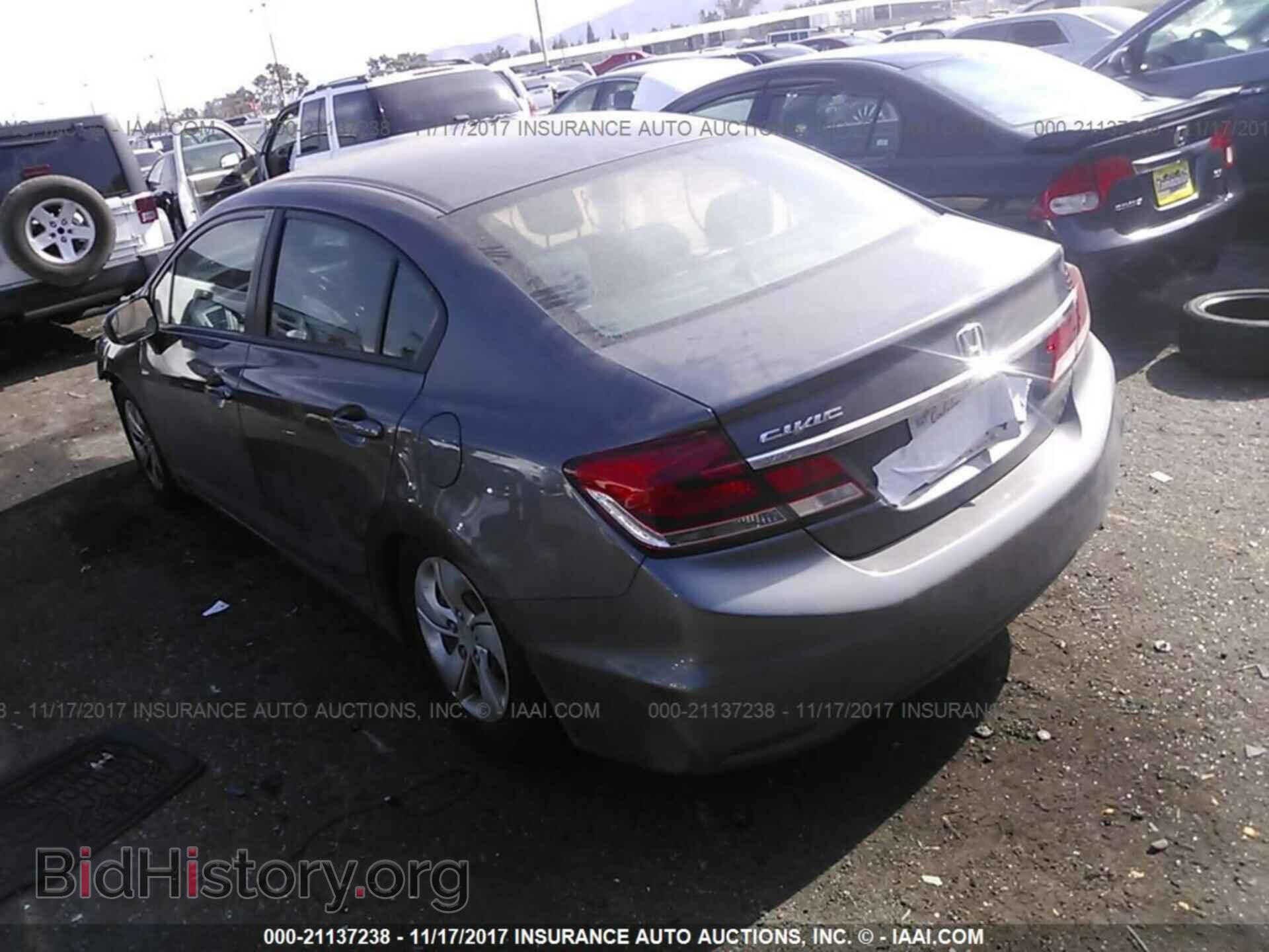 2014 Honda Civic - VIN: 19XFB2E54EE032176 - Photo 3