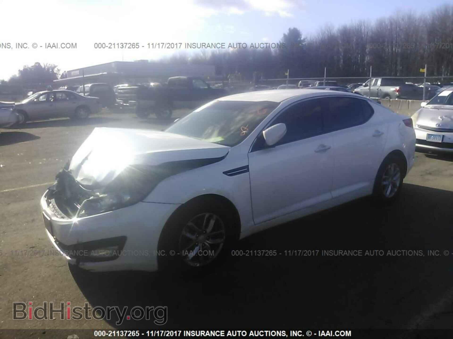 2013 Kia Optima - VIN: KNAGM4A70D5395132 - Photo 2