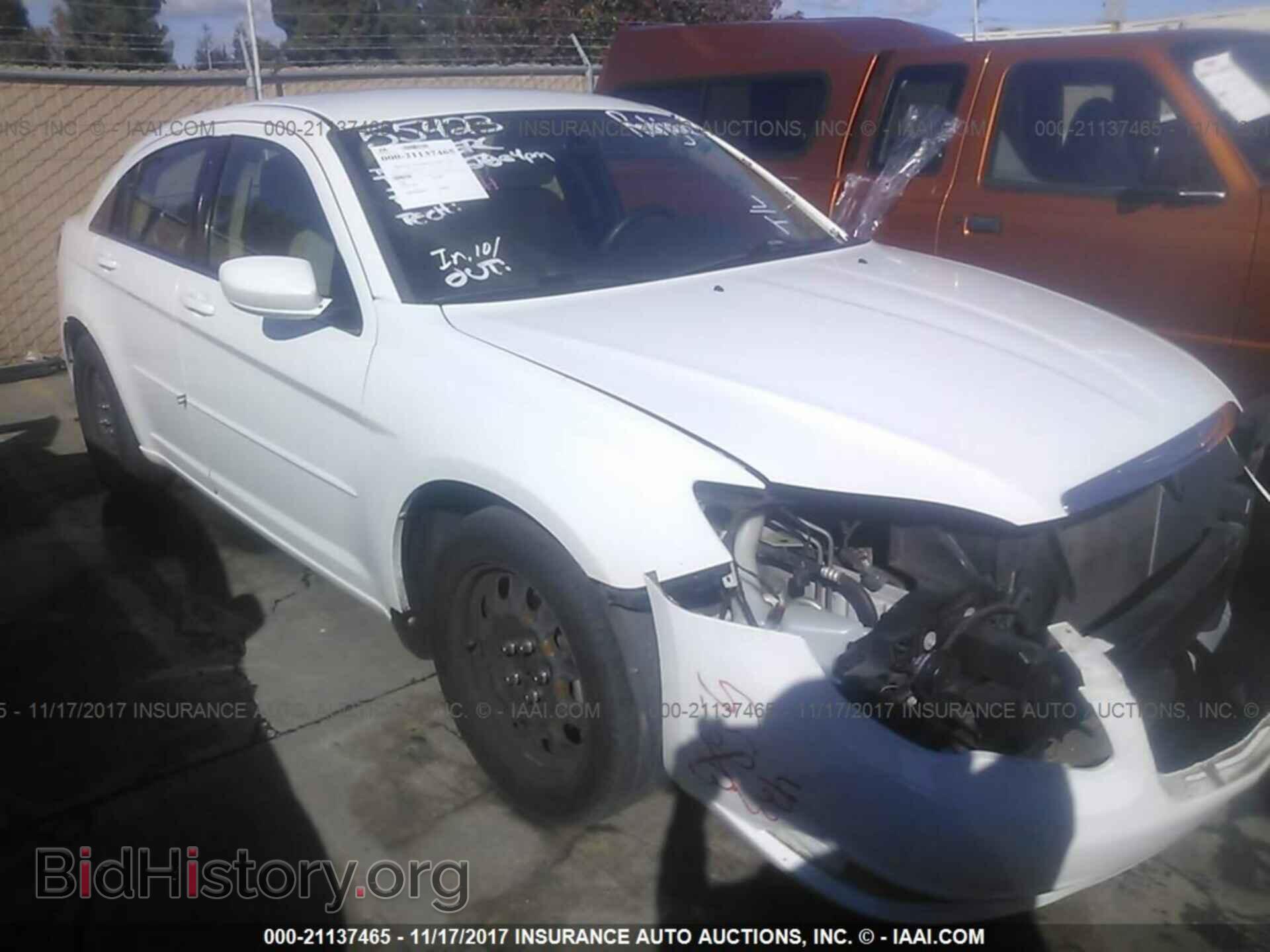 Photo 1C3CCBAB8CN199715 - Chrysler 200 2012