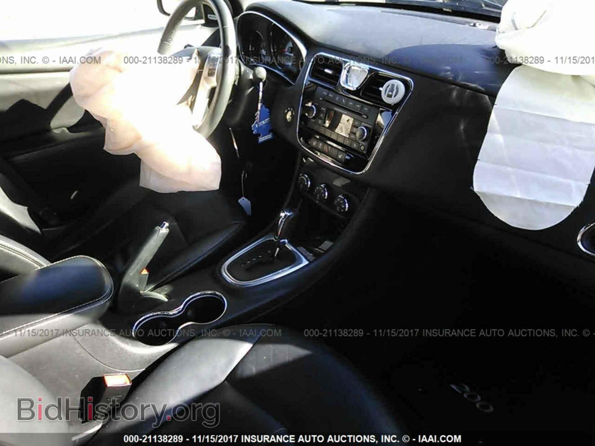 2013 Chrysler 200 - VIN: 1C3CCBCG6DN676829 - Photo 5