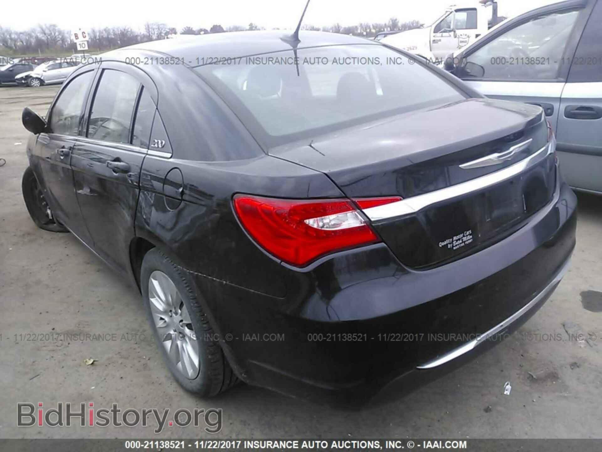 2013 Chrysler 200 - VIN: 1C3CCBAB5DN606391 - Photo 3