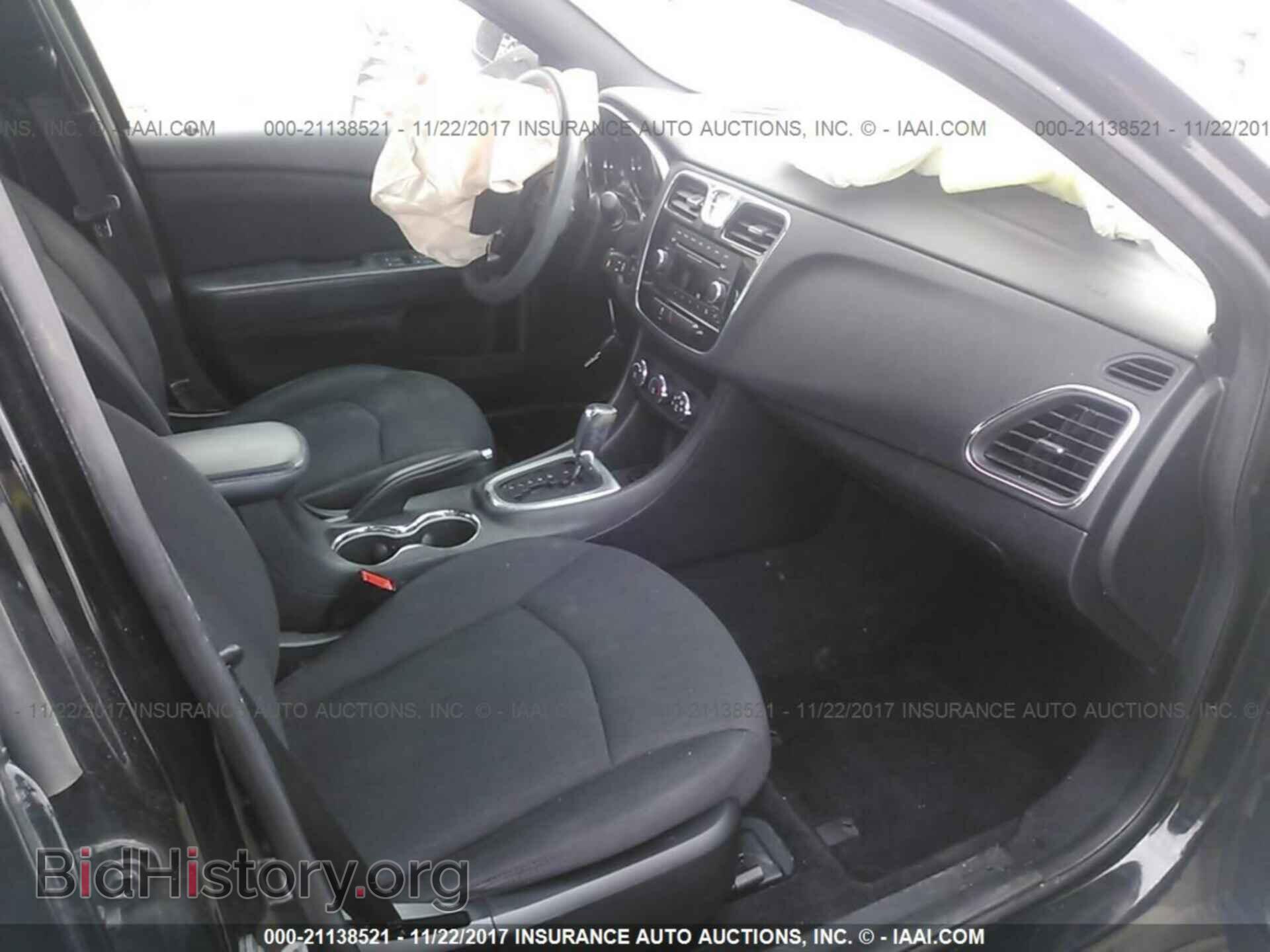 2013 Chrysler 200 - VIN: 1C3CCBAB5DN606391 - Photo 5