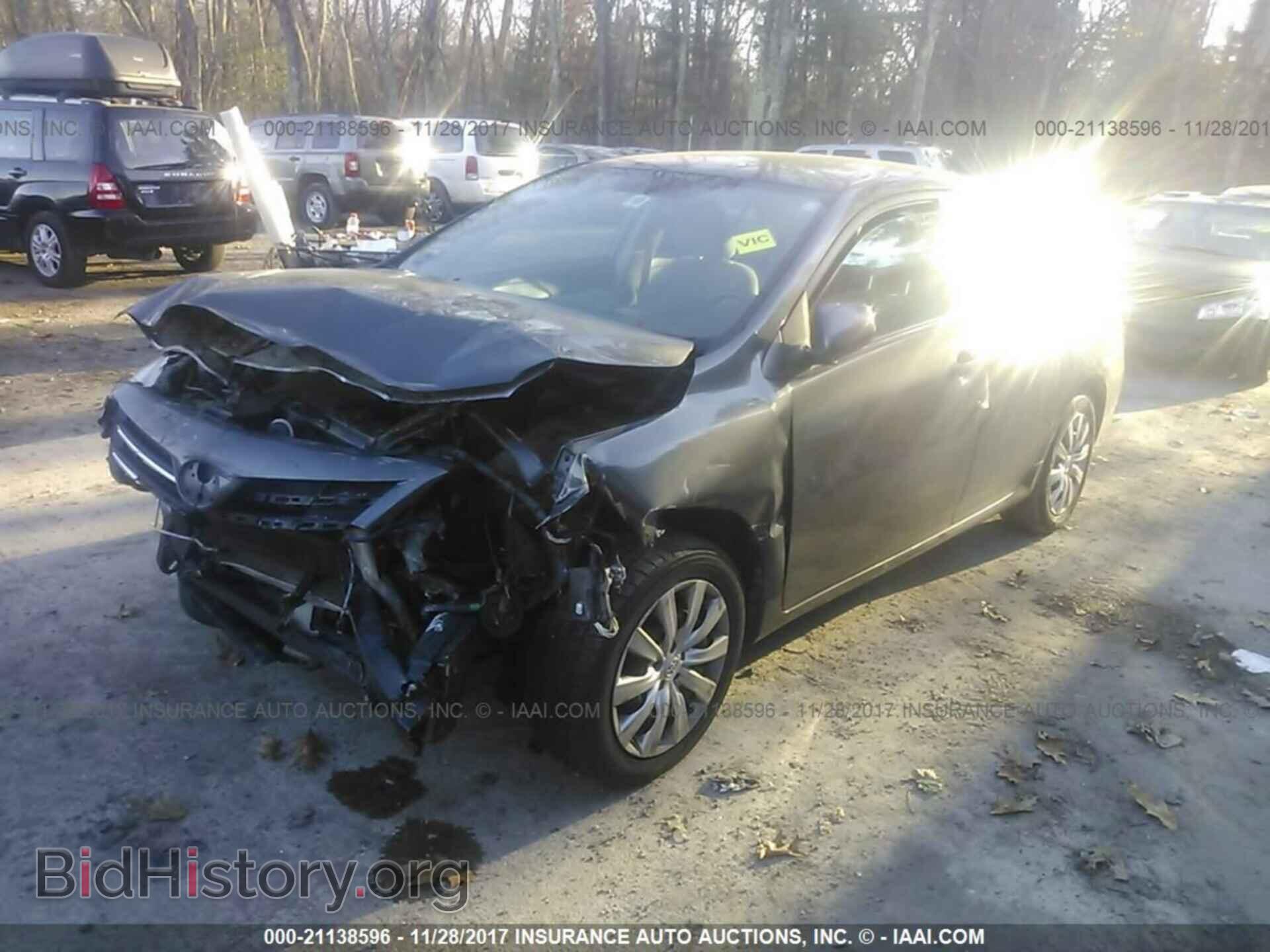 2013 Toyota Corolla - VIN: 2T1BU4EEXDC996296 - Фото 2