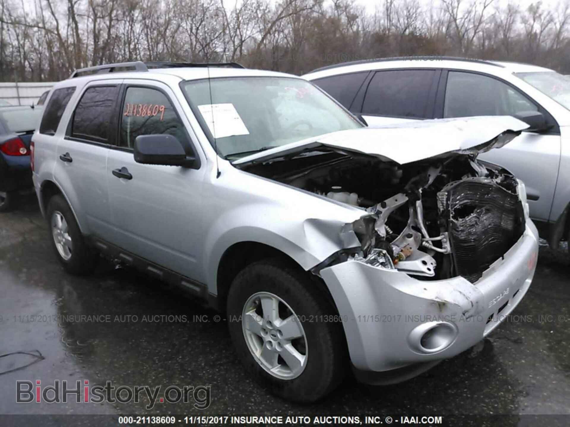 Photo 1FMCU9C74CKB94132 - Ford Escape 2012