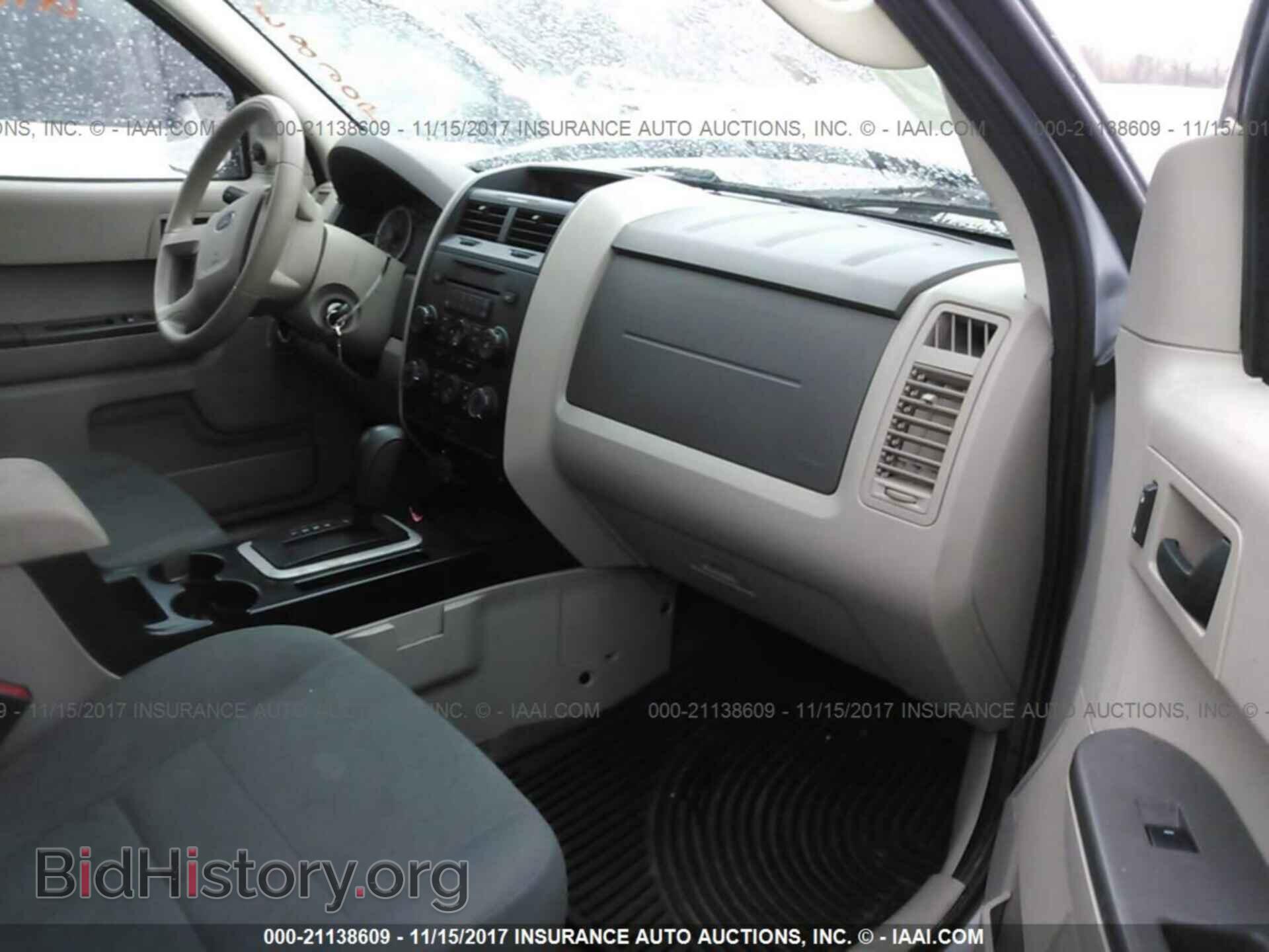 2012 Ford Escape - VIN: 1FMCU9C74CKB94132 - Фото 5