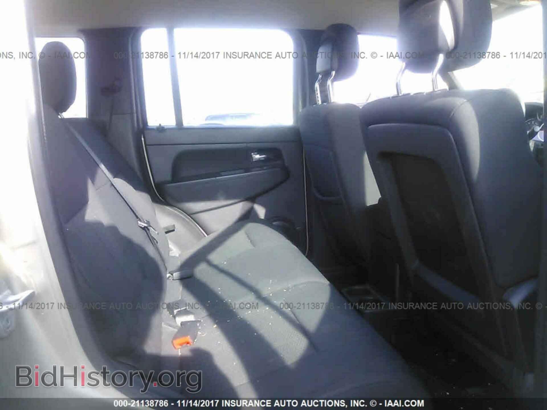 2011 Jeep Liberty - VIN: 1J4PN2GK7BW564192 - Фото 8