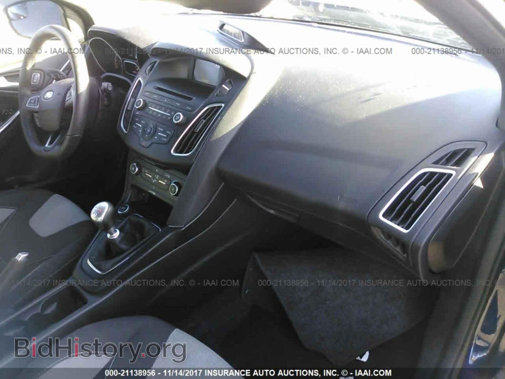 2016 Ford Focus - VIN: 1FADP3L90GL241970 - Фото 5