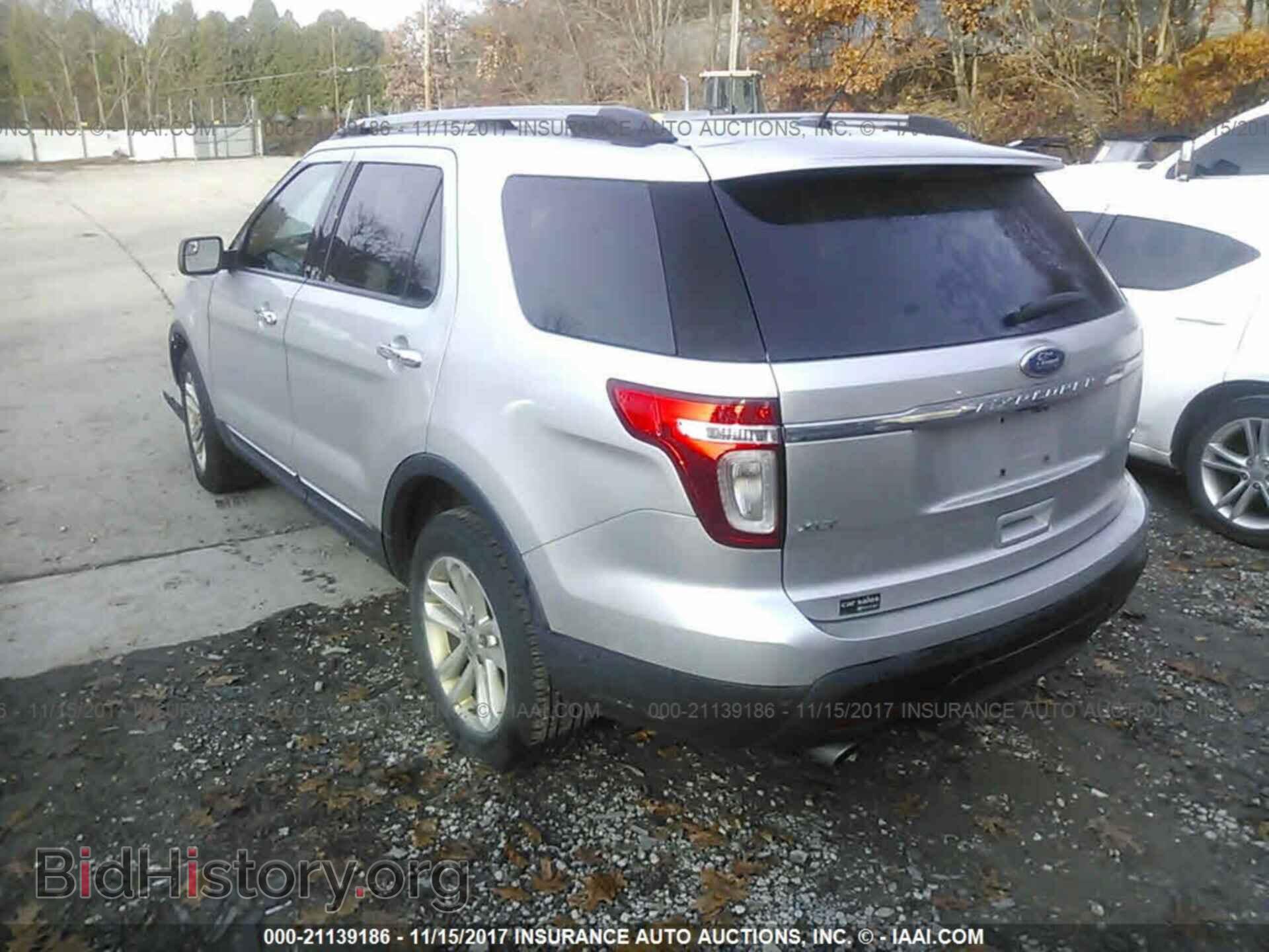 2011 Ford Explorer - VIN: 1FMHK8D82BGA88079 - Фото 3