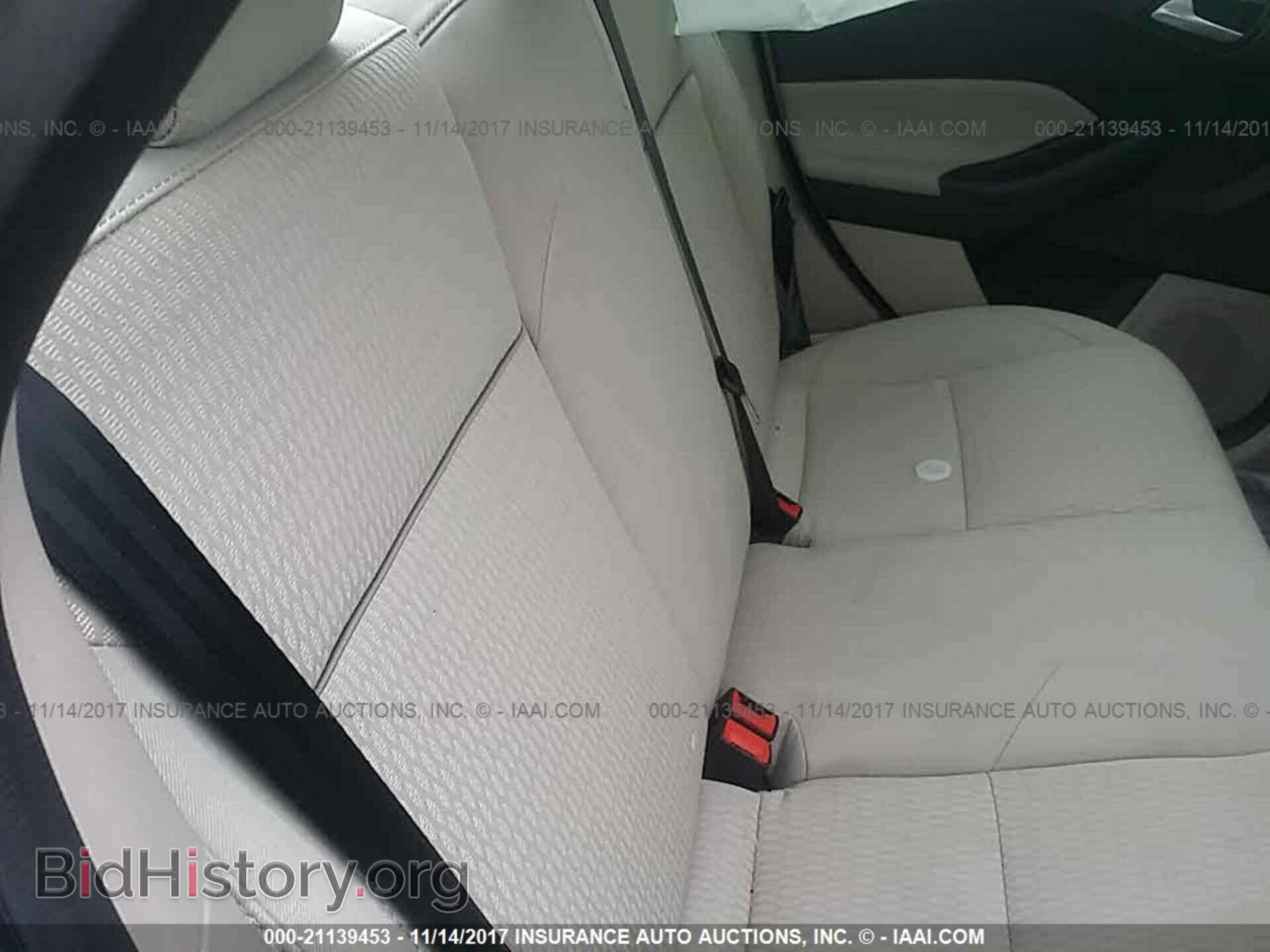 2012 Ford Focus - VIN: 1FAHP3H25CL450399 - Фото 8