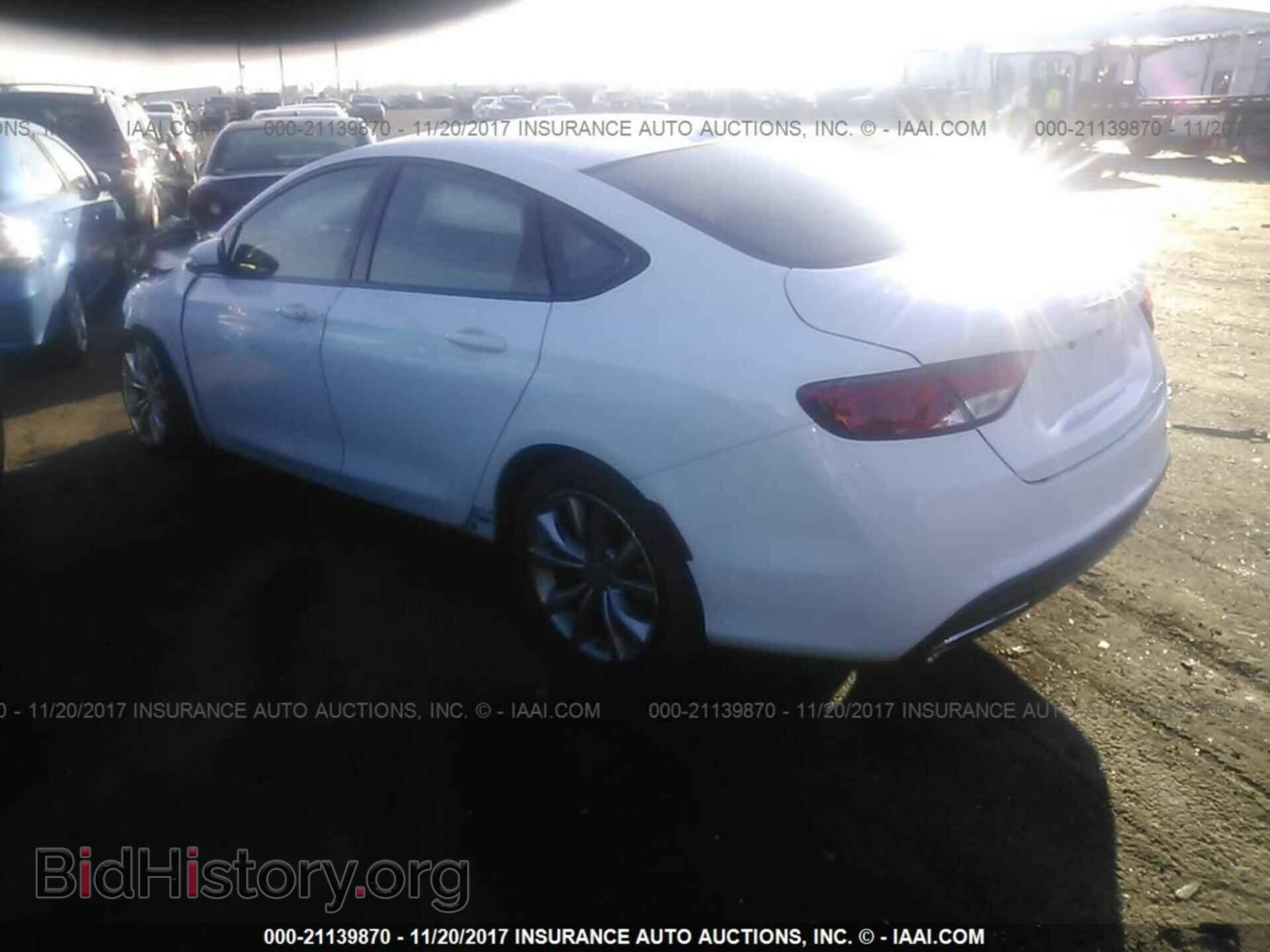 2016 Chrysler 200 - VIN: 1C3CCCBB6GN140074 - Фото 3