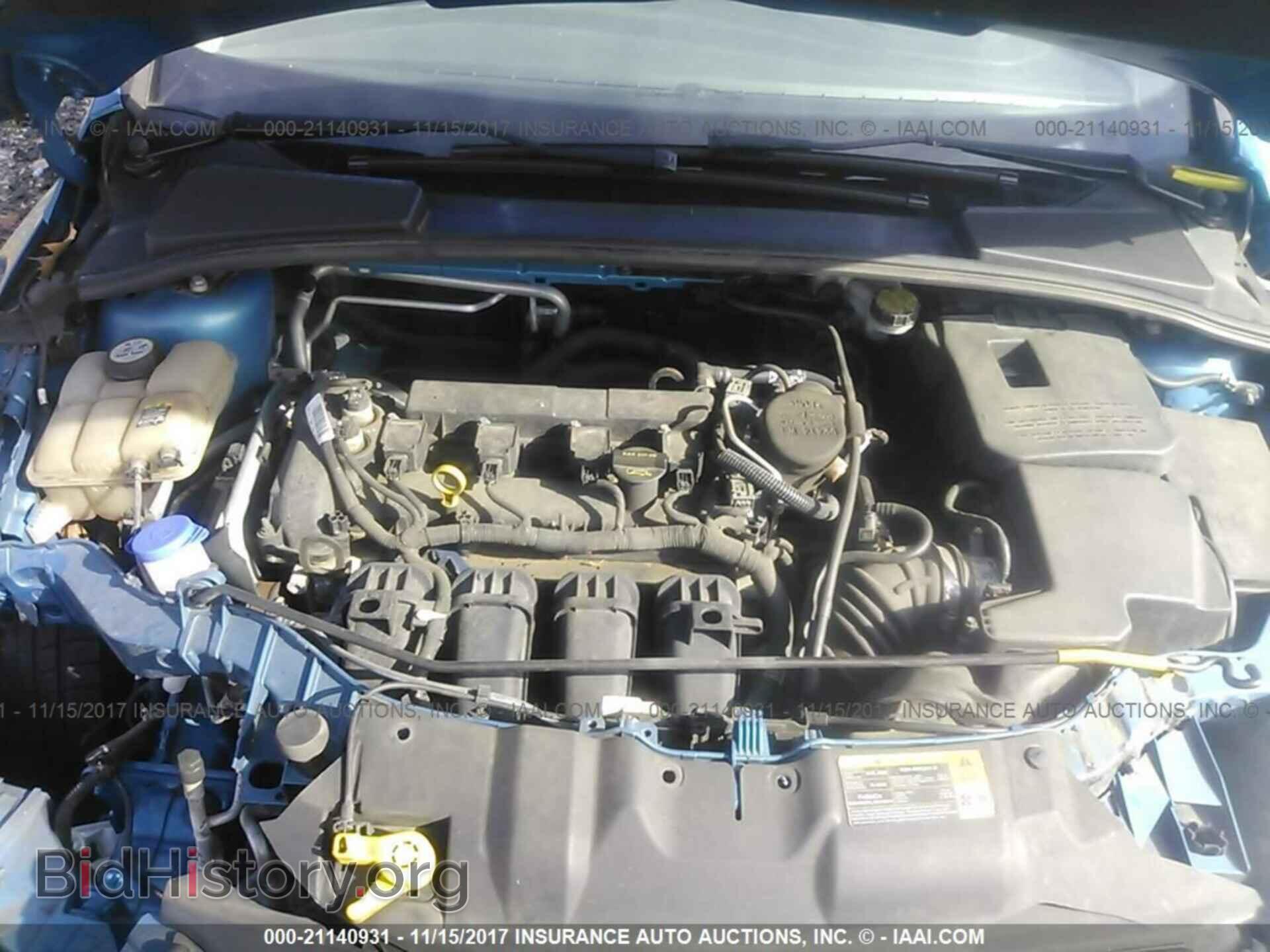 2012 Ford Focus - VIN: 1FAHP3F23CL260751 - Photo 10