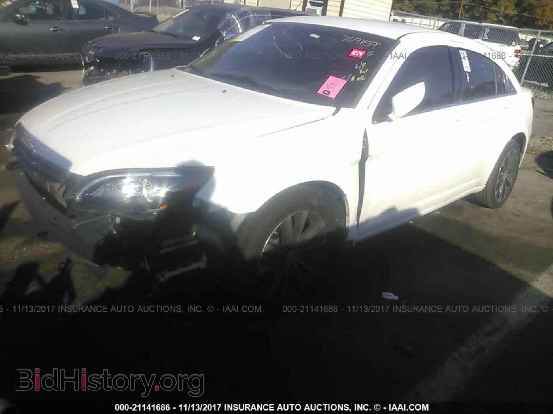 2013 Chrysler 200 - VIN: 1C3CCBBB6DN501731 - Фото 2