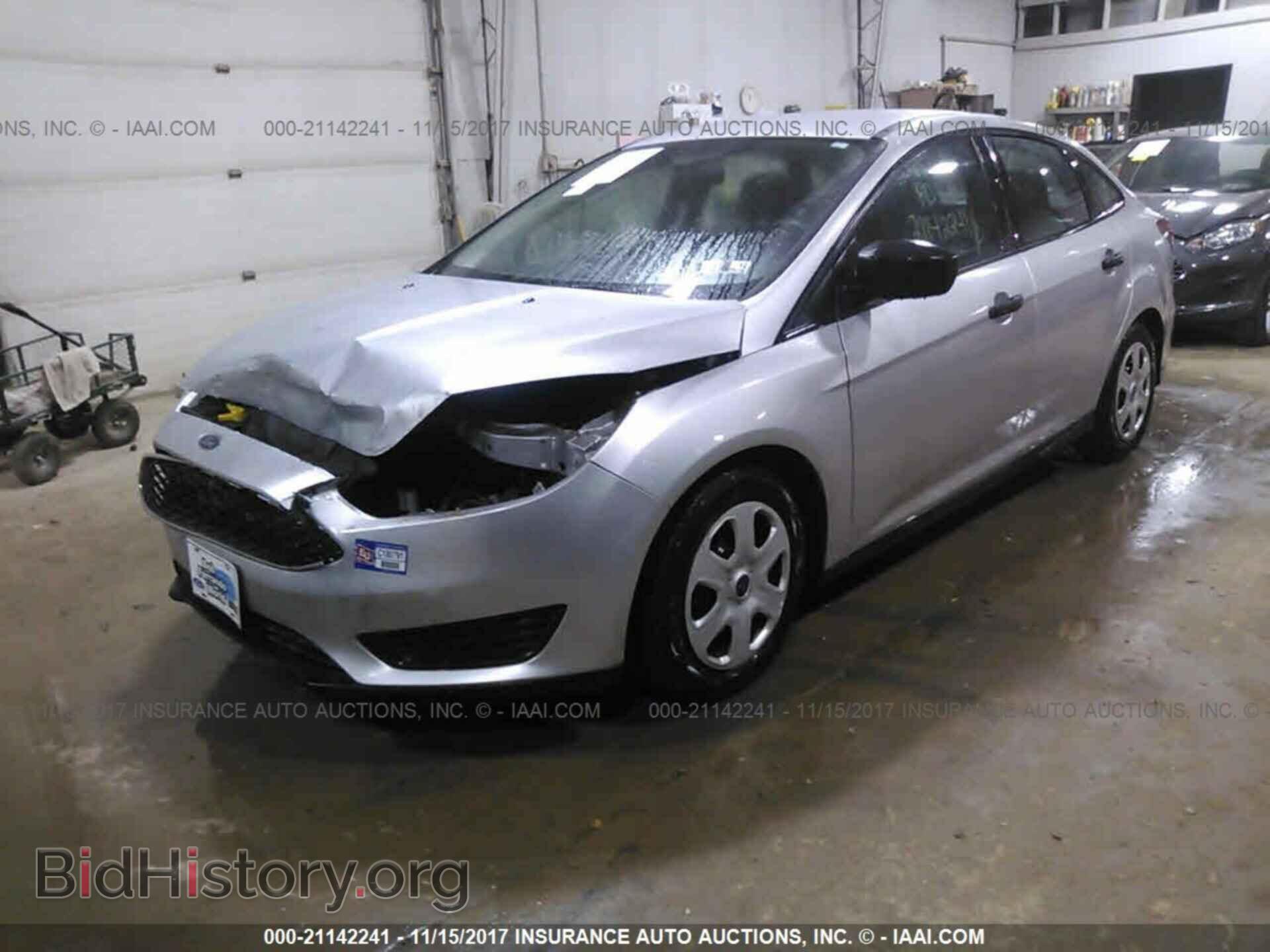 2015 Ford Focus - VIN: 1FADP3E21FL383274 - Фото 2