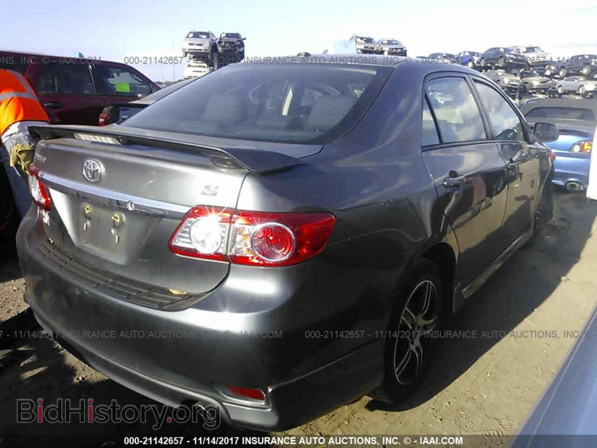 2011 Toyota Corolla - VIN: 2T1BU4EEXBC581489 - Photo 4