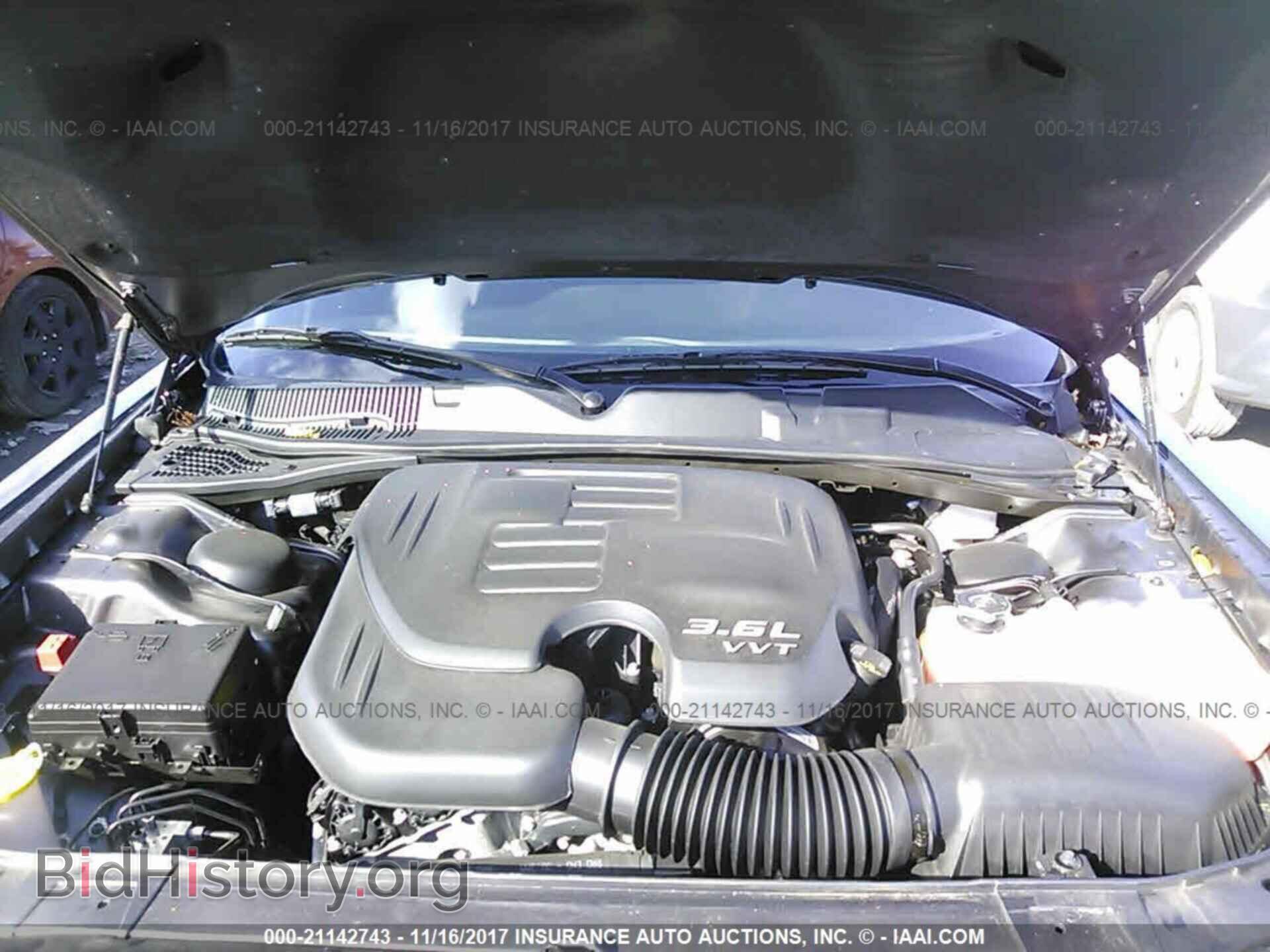 2016 Dodge Challenger - VIN: 2C3CDZAGXGH169096 - Фото 10
